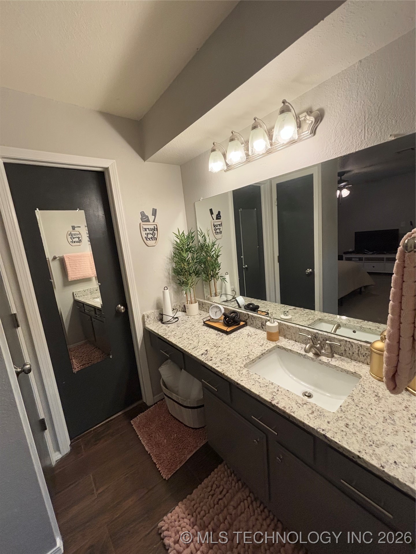 6371 S 80th Avenue E 6a Property Photo 17