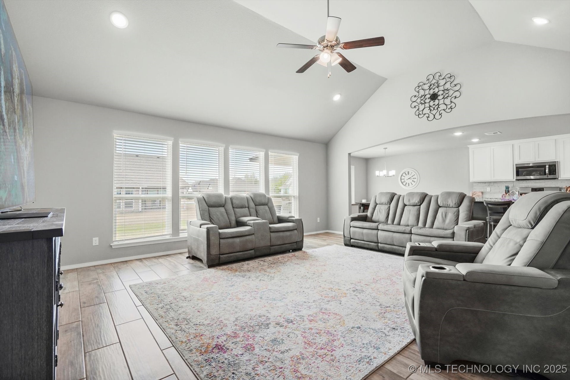 10102 S 232nd East Avenue Property Photo 6