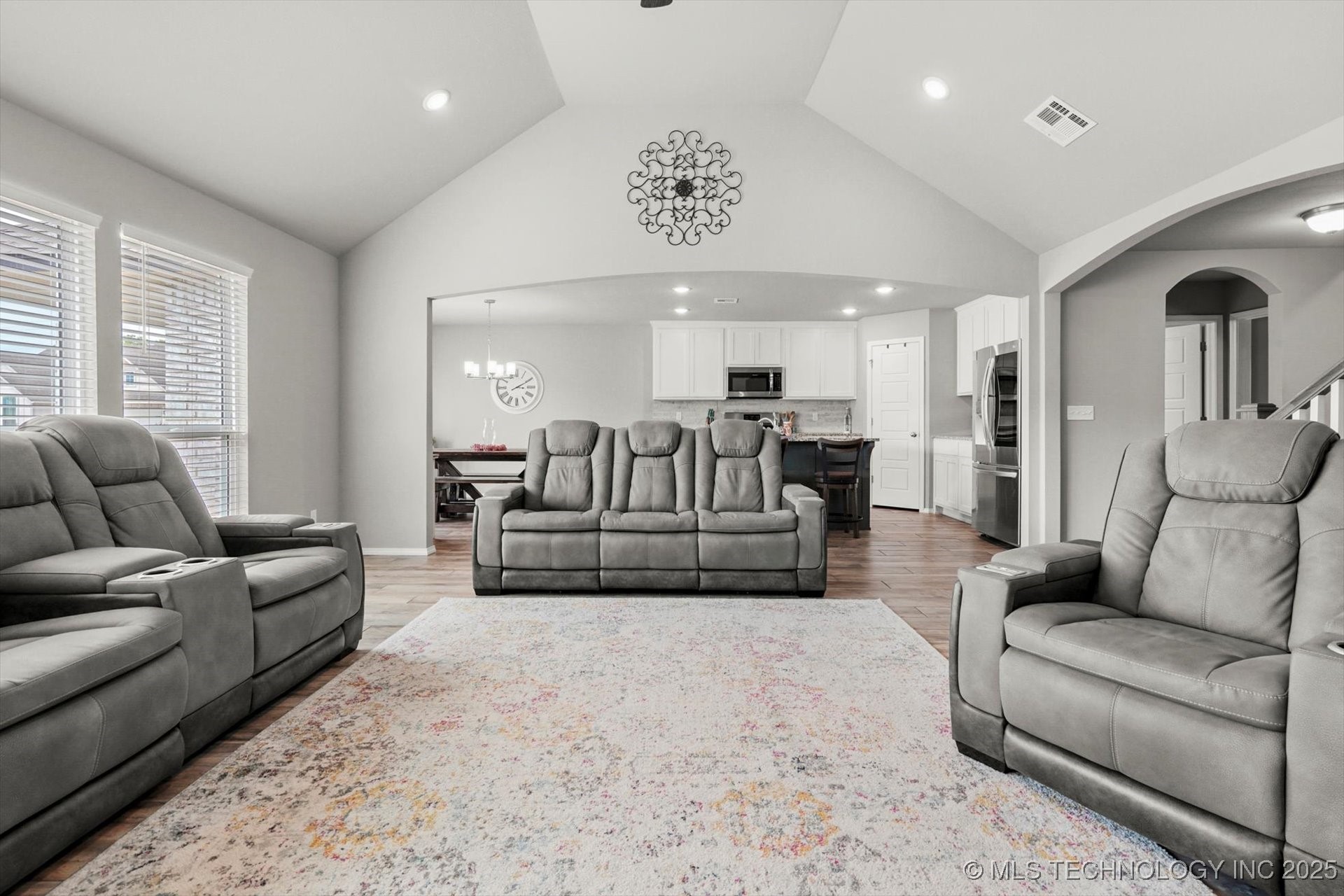 10102 S 232nd East Avenue Property Photo 7