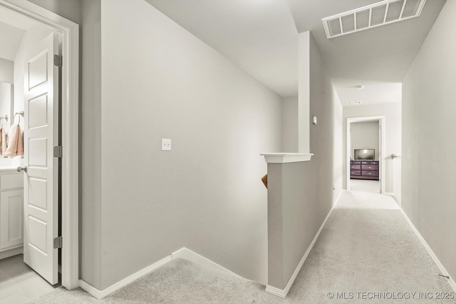 10102 S 232nd East Avenue Property Photo 28