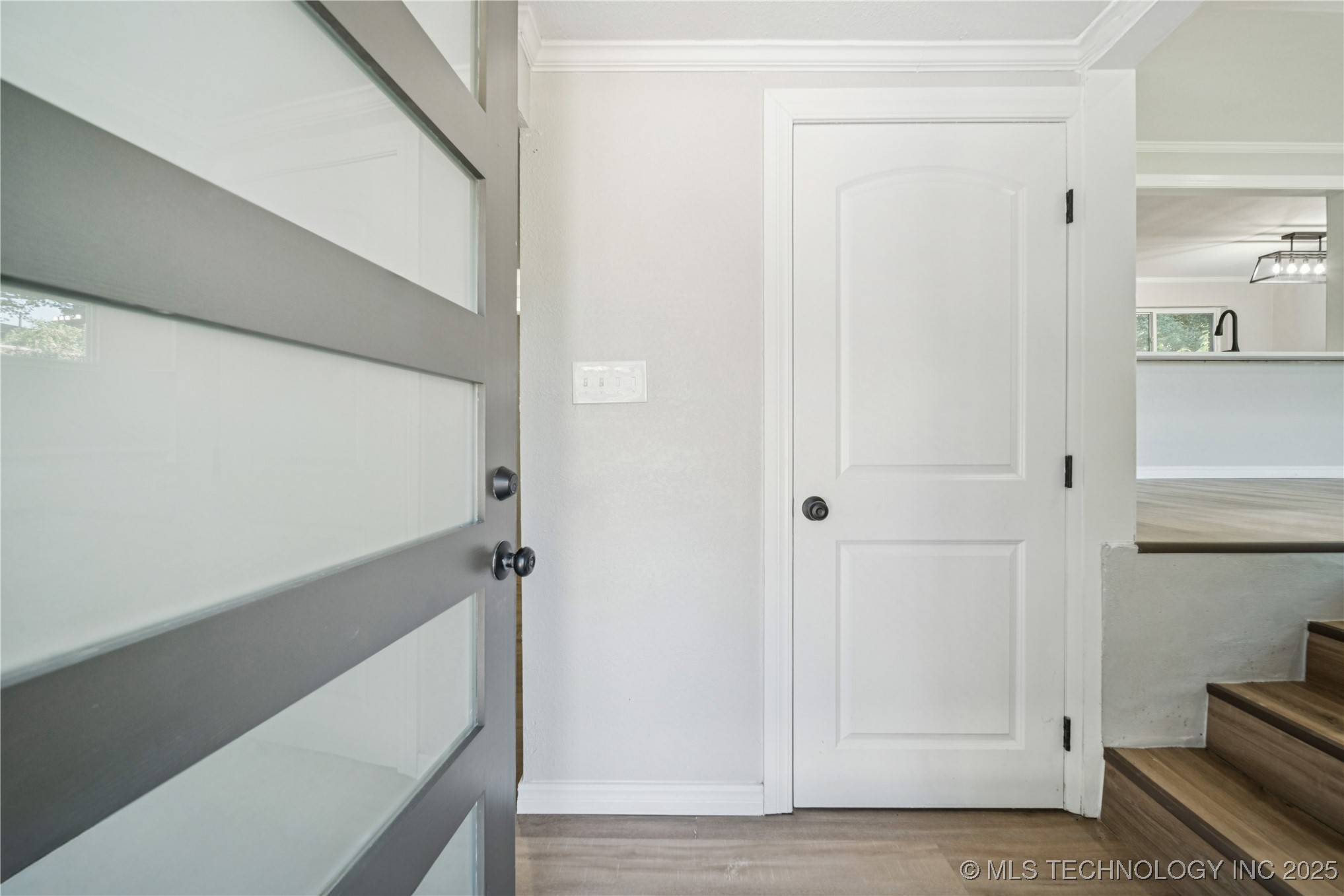 3424 E 41st Street Property Photo 7