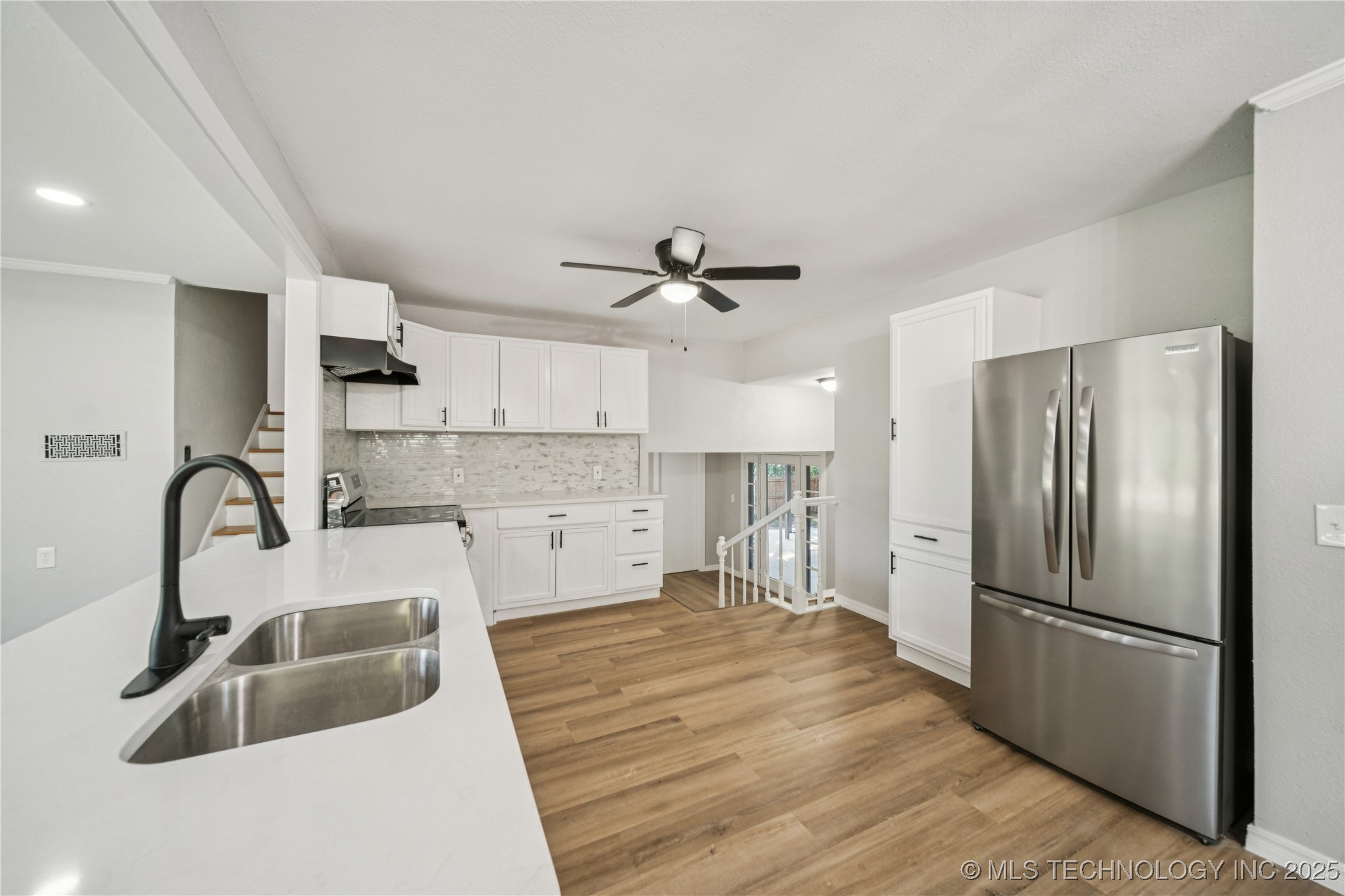 3424 E 41st Street Property Photo 19