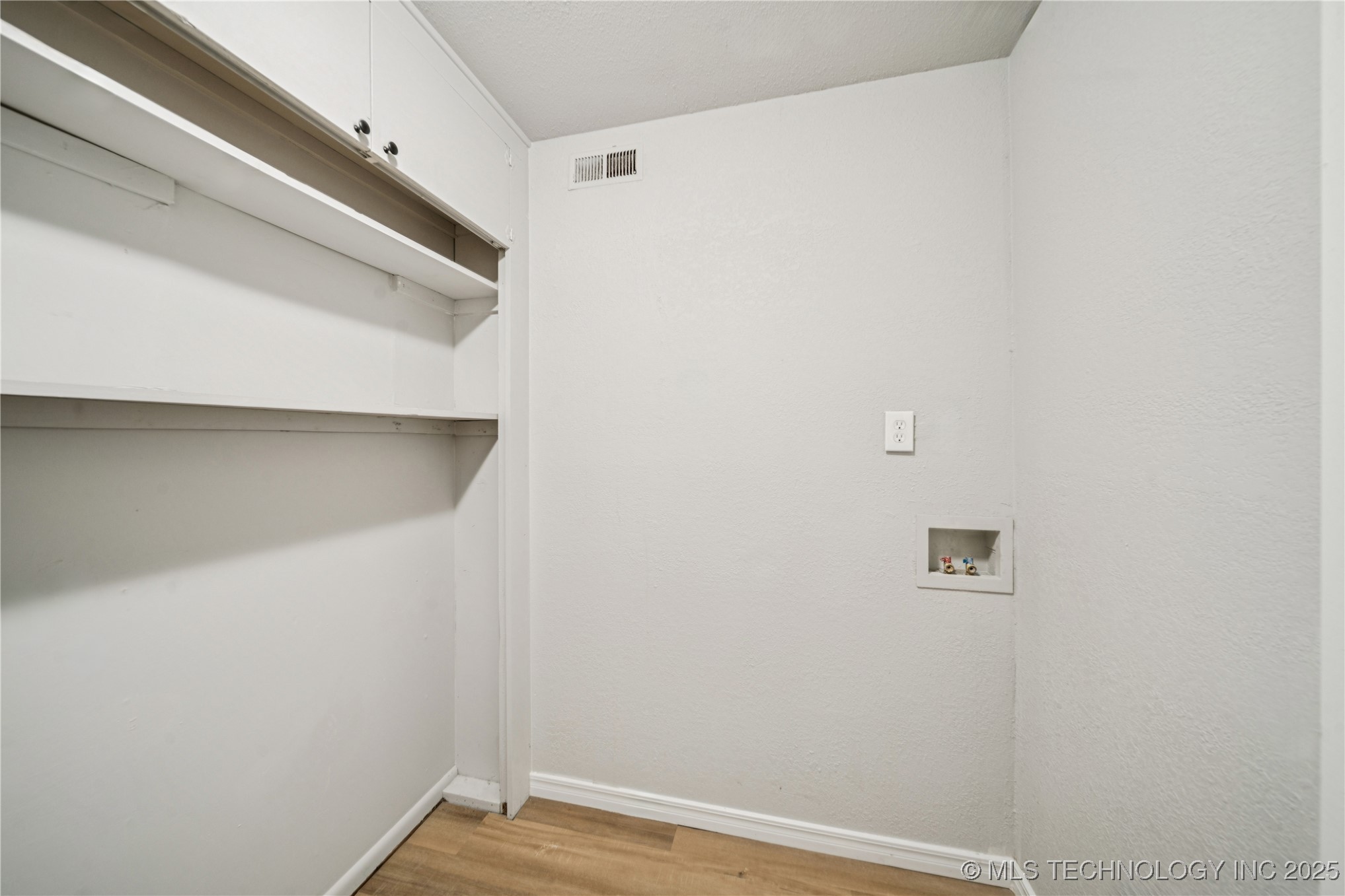 3424 E 41st Street Property Photo 27