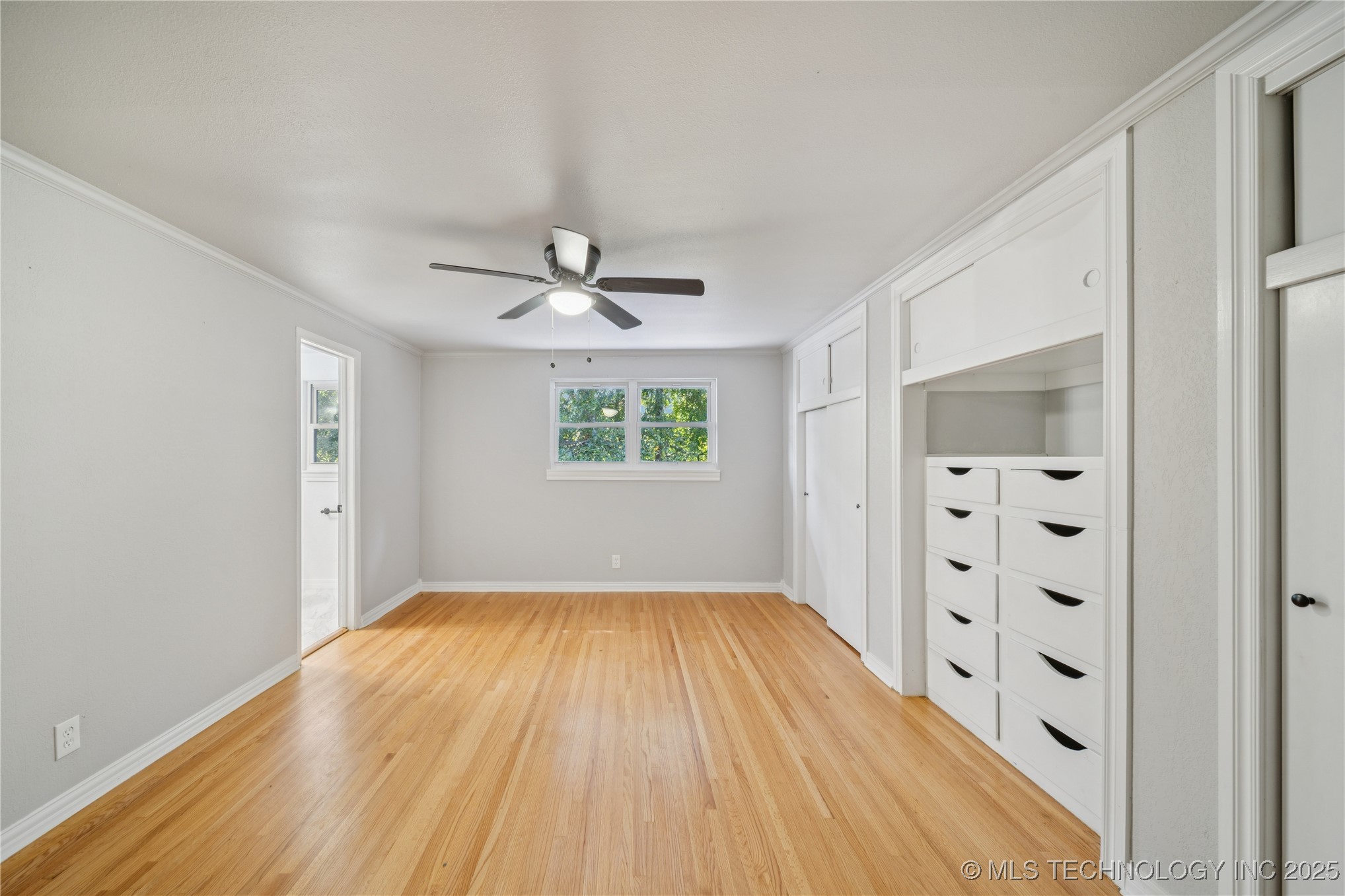 3424 E 41st Street Property Photo 30