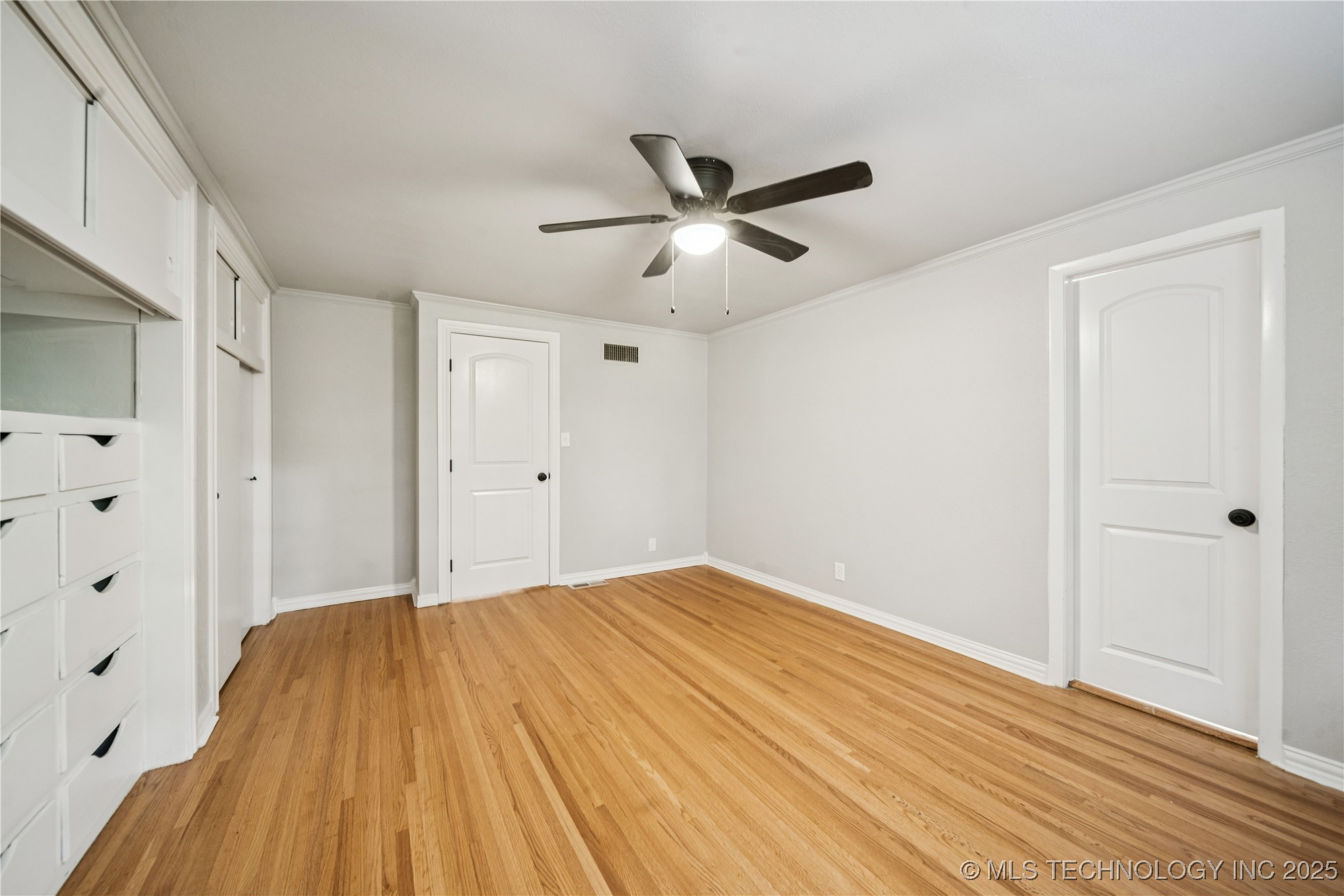 3424 E 41st Street Property Photo 31