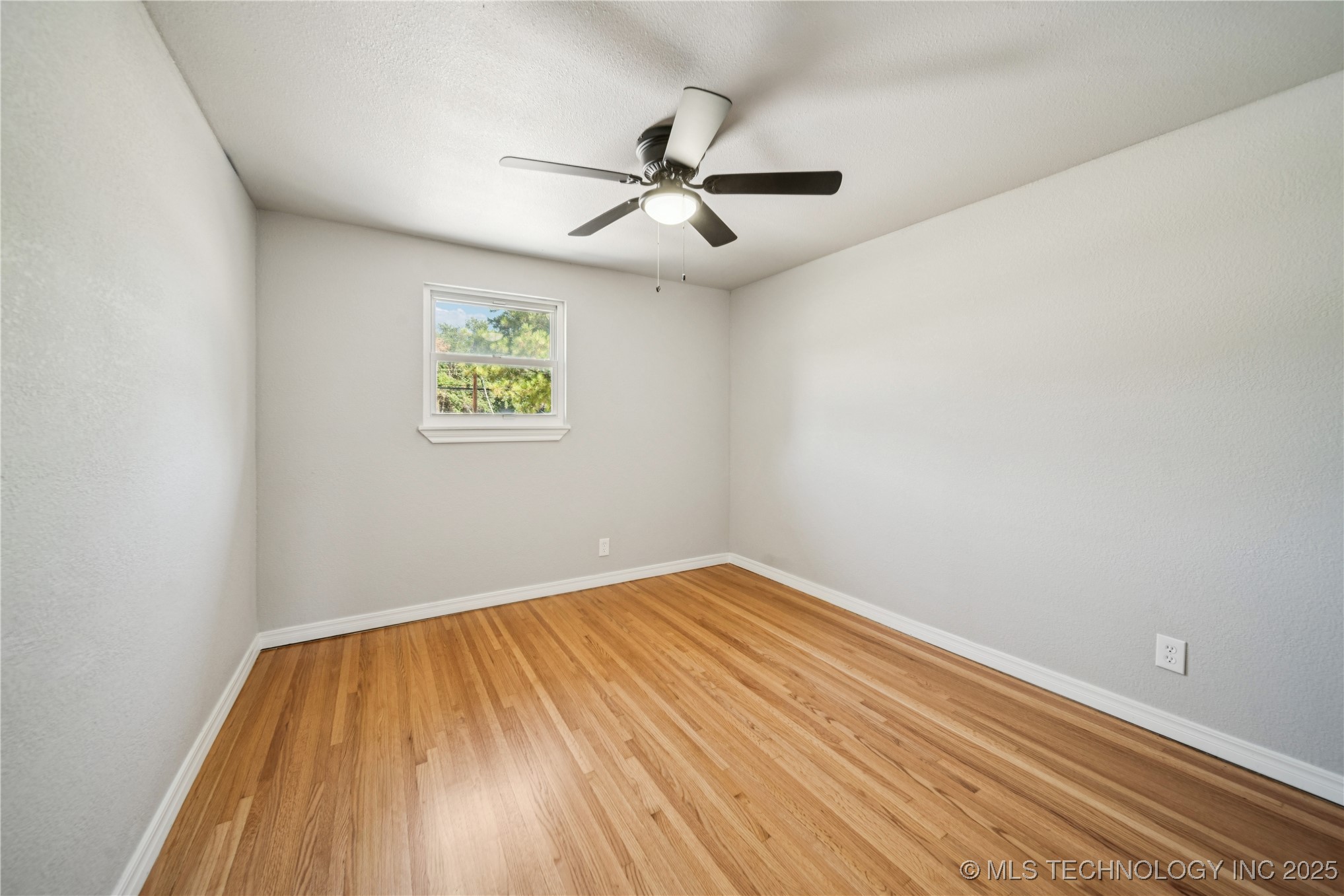 3424 E 41st Street Property Photo 40