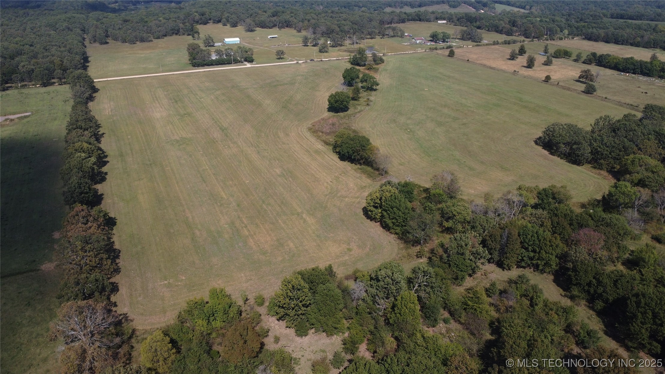 0000 E 380 Road Property Photo 3