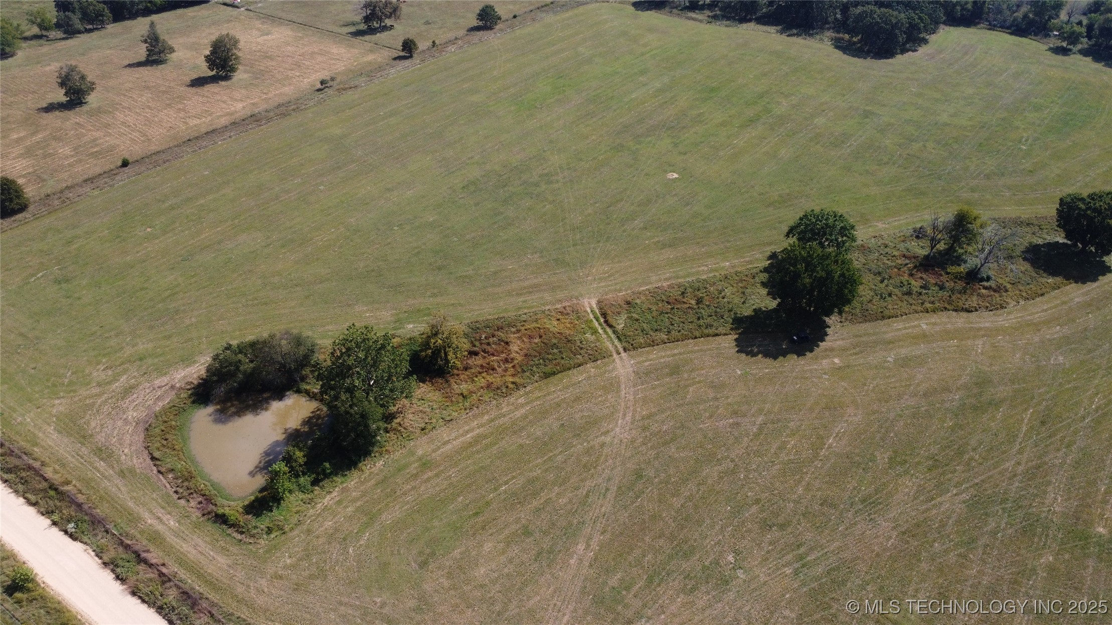 0000 E 380 Road Property Photo 10