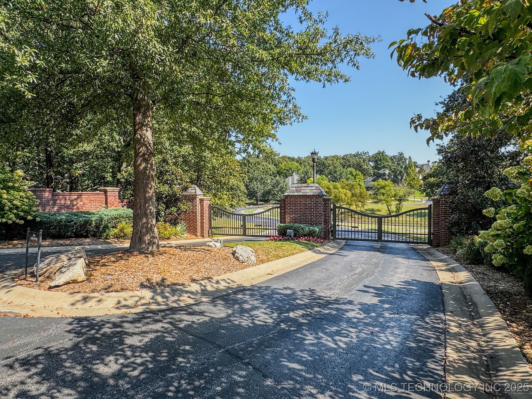 6509 E 109th Place S Property Photo 5