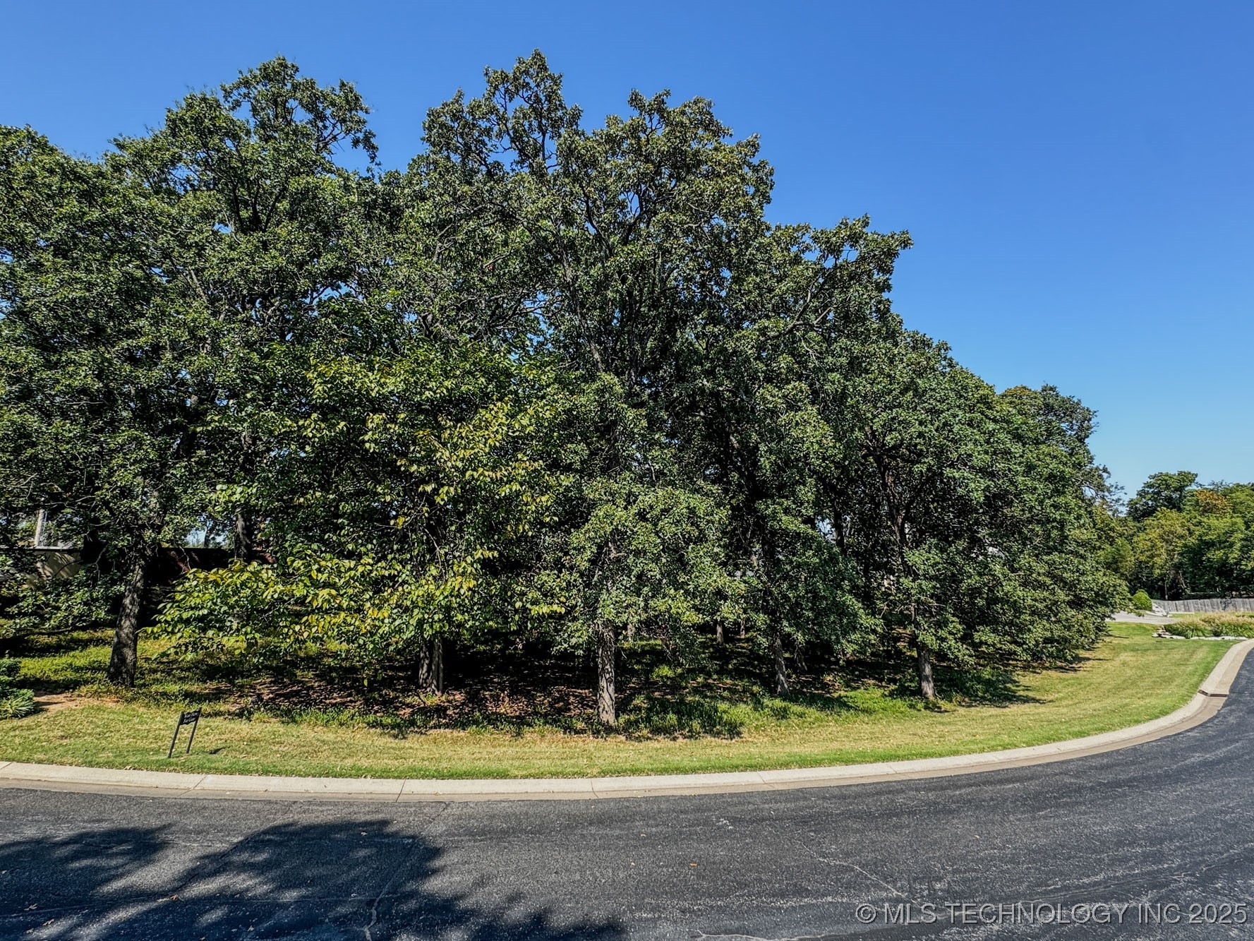 6509 E 109th Place S Property Photo 8