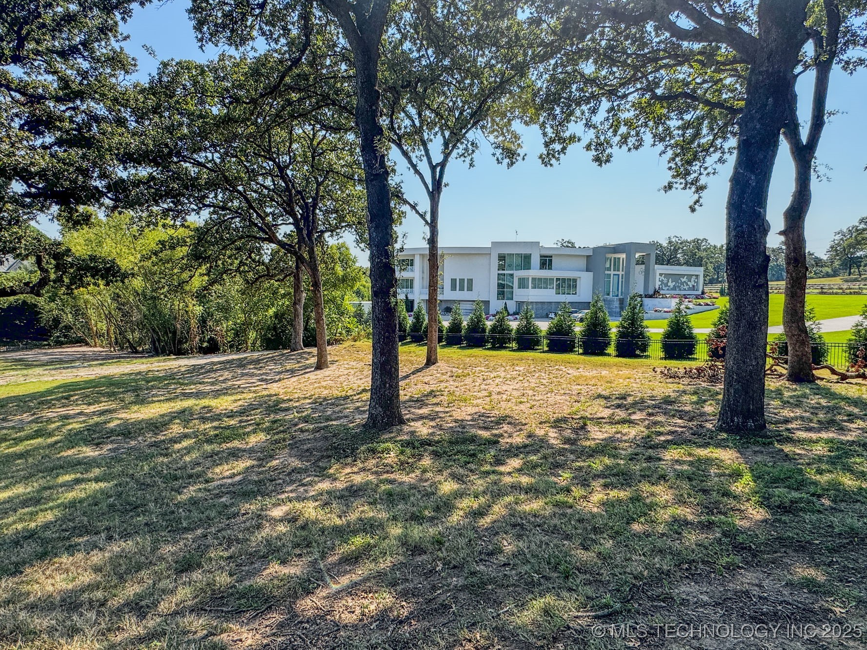 6509 E 109th Place S Property Photo 14