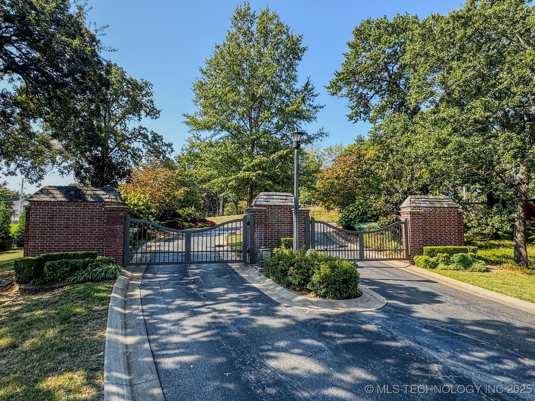 6509 E 109th Place S Property Photo 15