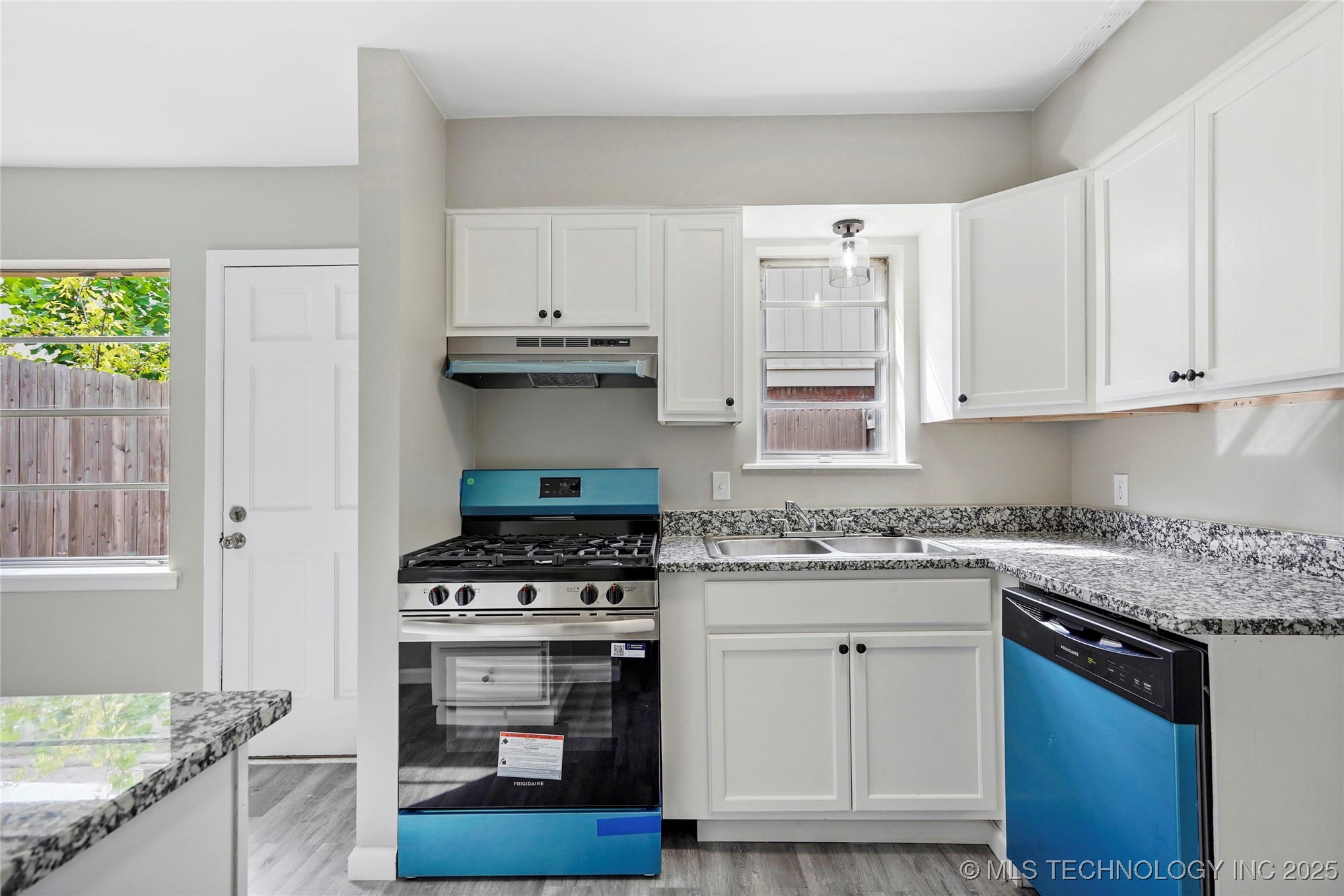 6160 S Madison Place 6160-c Property Photo 10