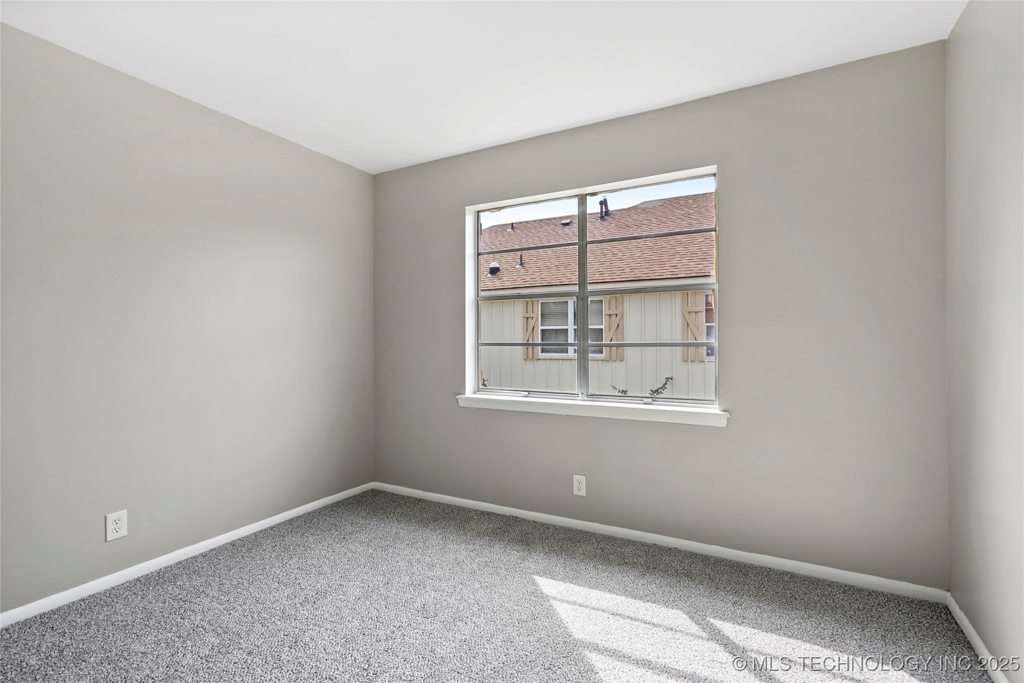 6160 S Madison Place 6160-c Property Photo 14