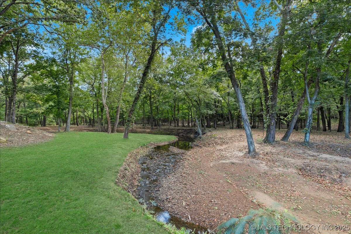 26390 E 51st Street S Property Photo 3