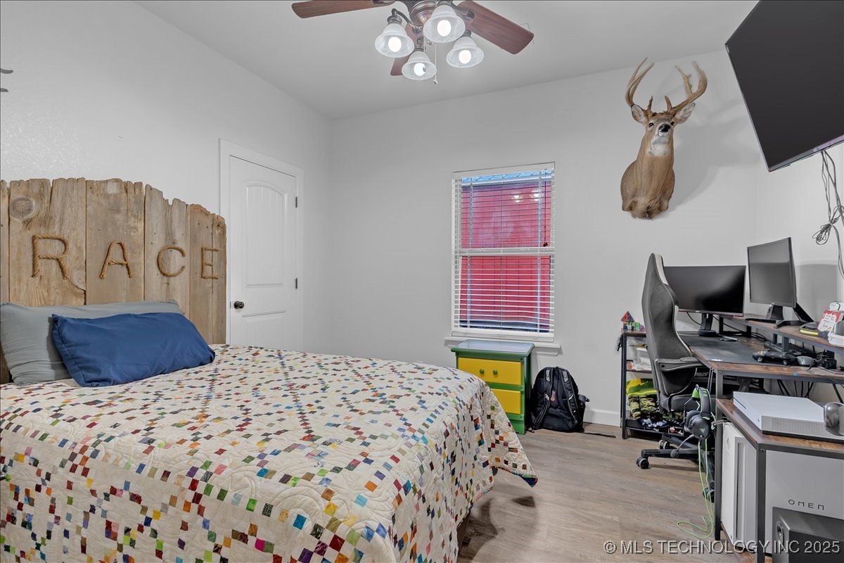 26390 E 51st Street S Property Photo 18