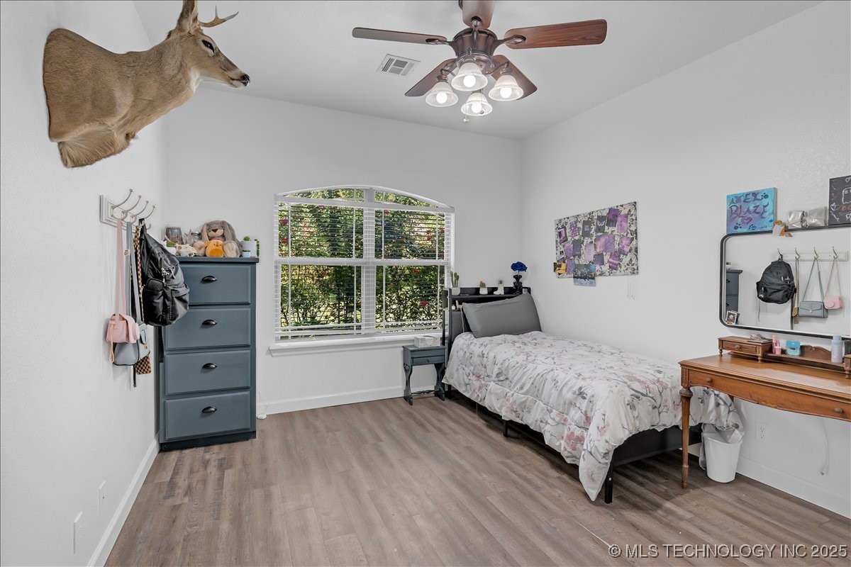 26390 E 51st Street S Property Photo 20