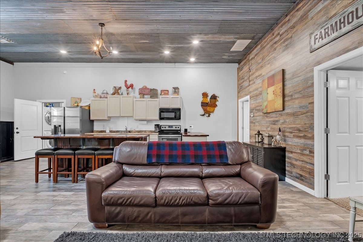 26390 E 51st Street S Property Photo 31