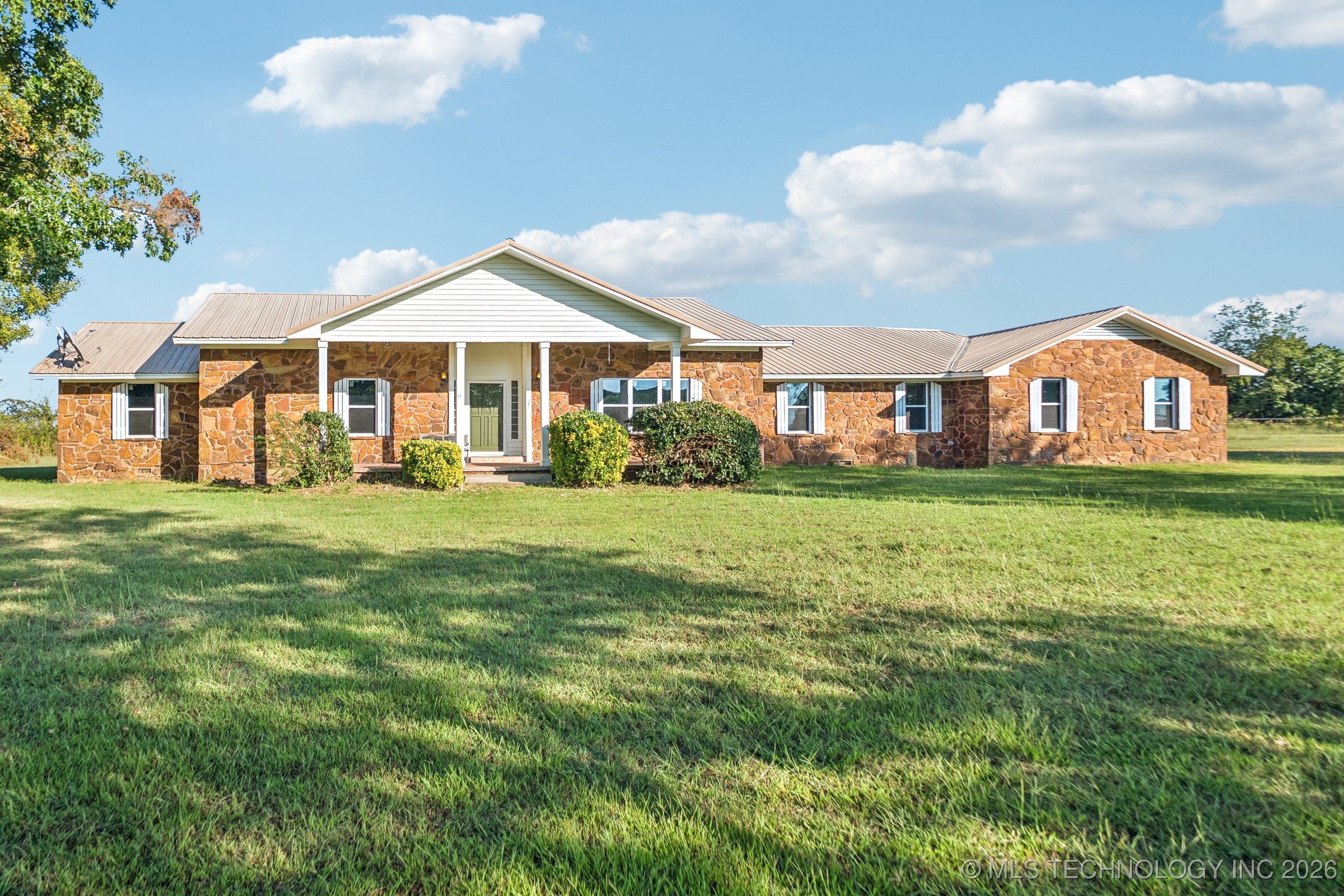 109050 N County Road 3850 Road Property Photo 1