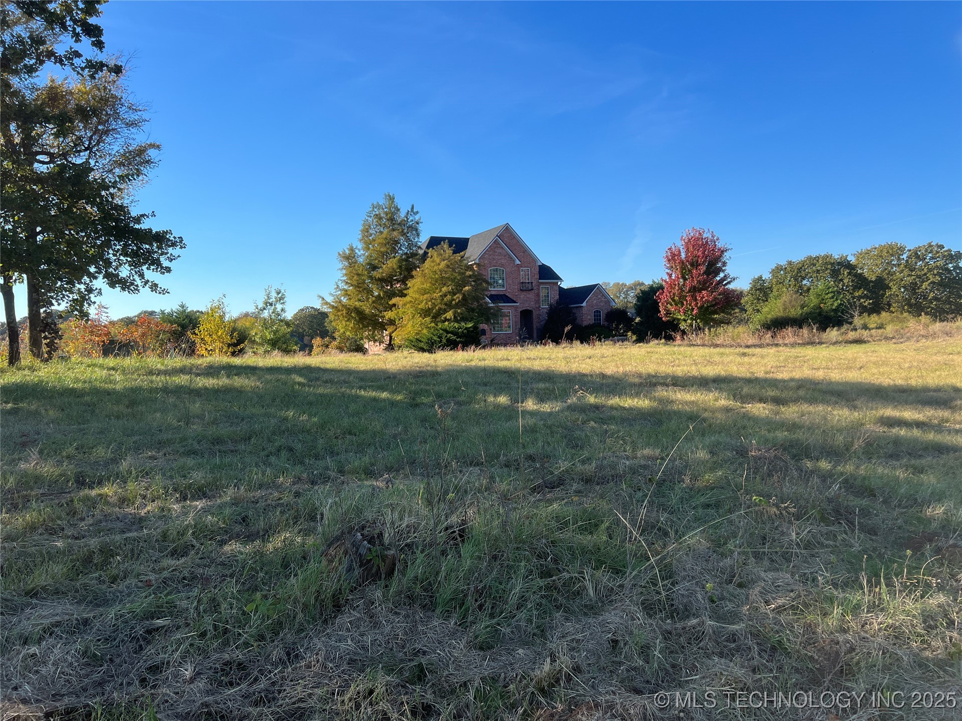 19 Blake Lane Property Photo 1