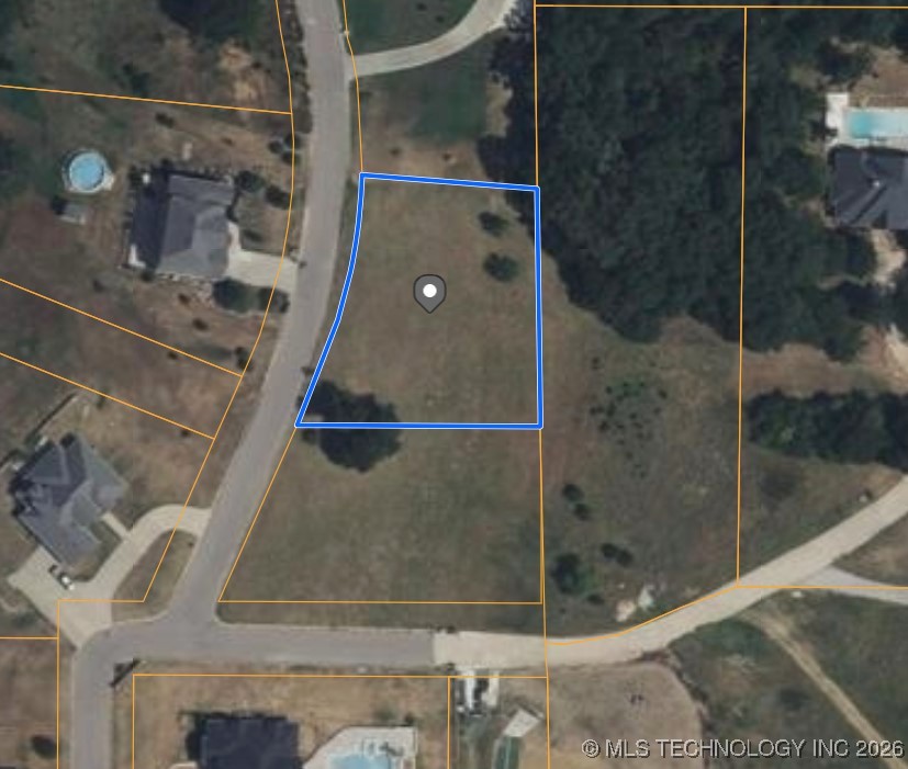 19 Blake Lane Property Photo 5