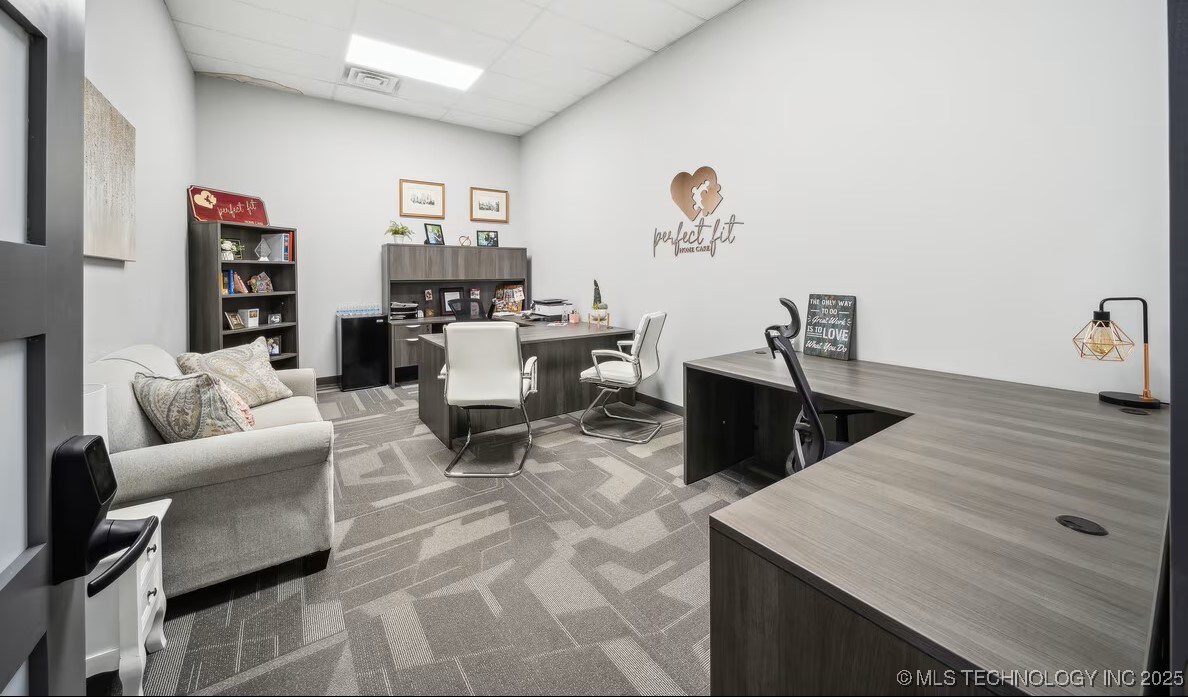 219 E Rogers Boulevard Property Photo 13