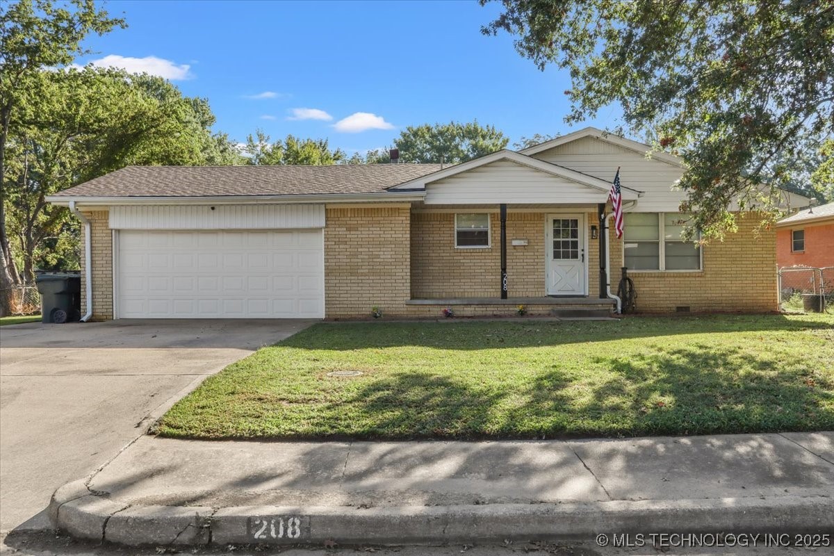 208 N Chambers Trail Property Photo 1