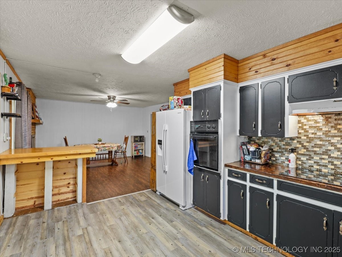 208 N Chambers Trail Property Photo 12