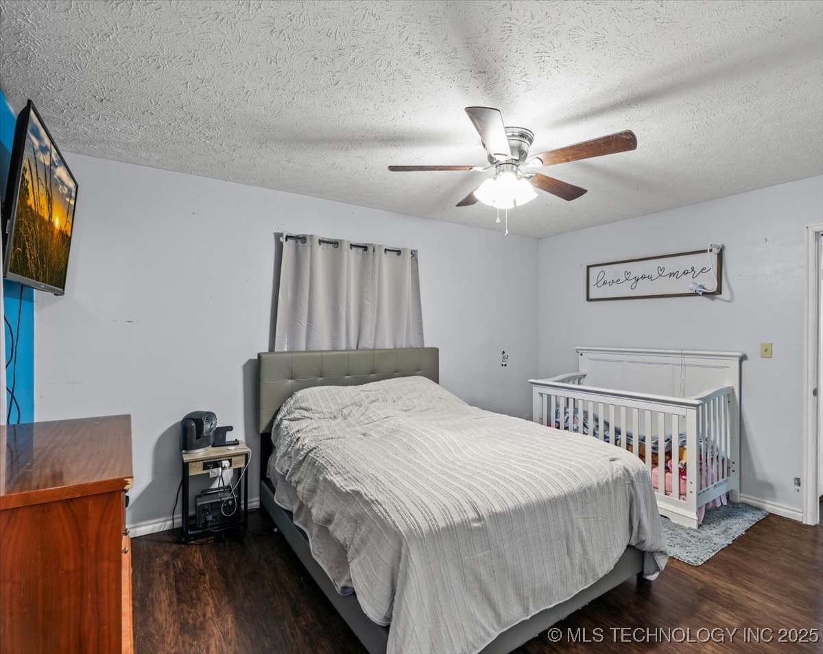 208 N Chambers Trail Property Photo 17