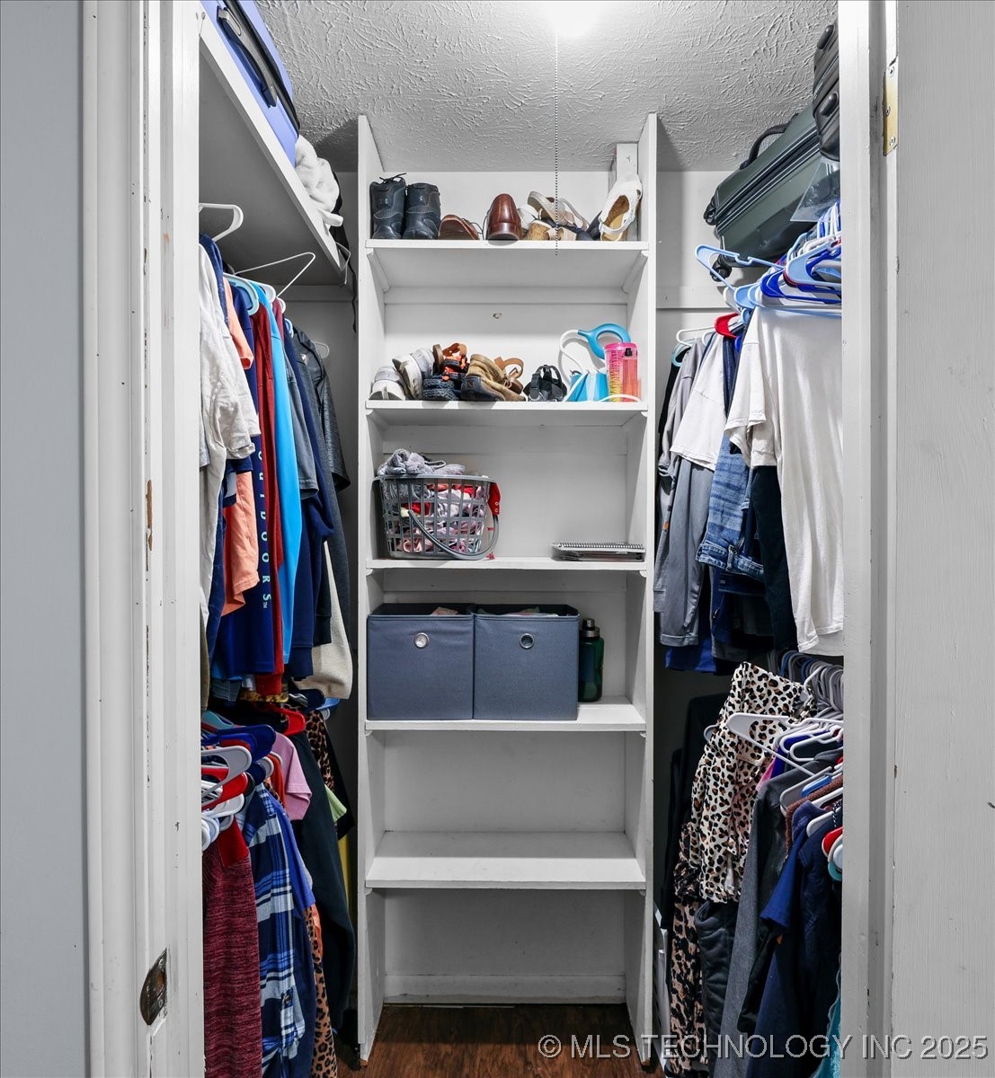 208 N Chambers Trail Property Photo 18