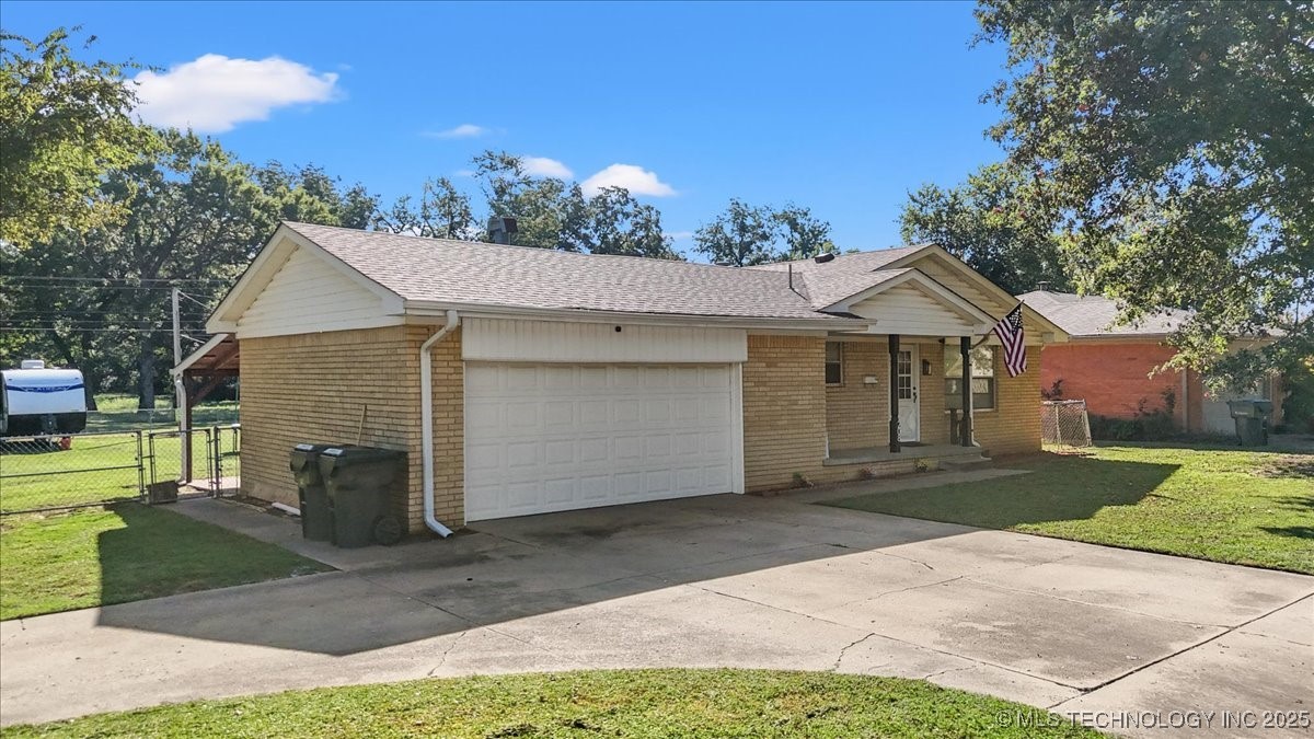 208 N Chambers Trail Property Photo 23