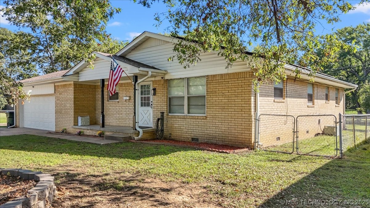 208 N Chambers Trail Property Photo 24