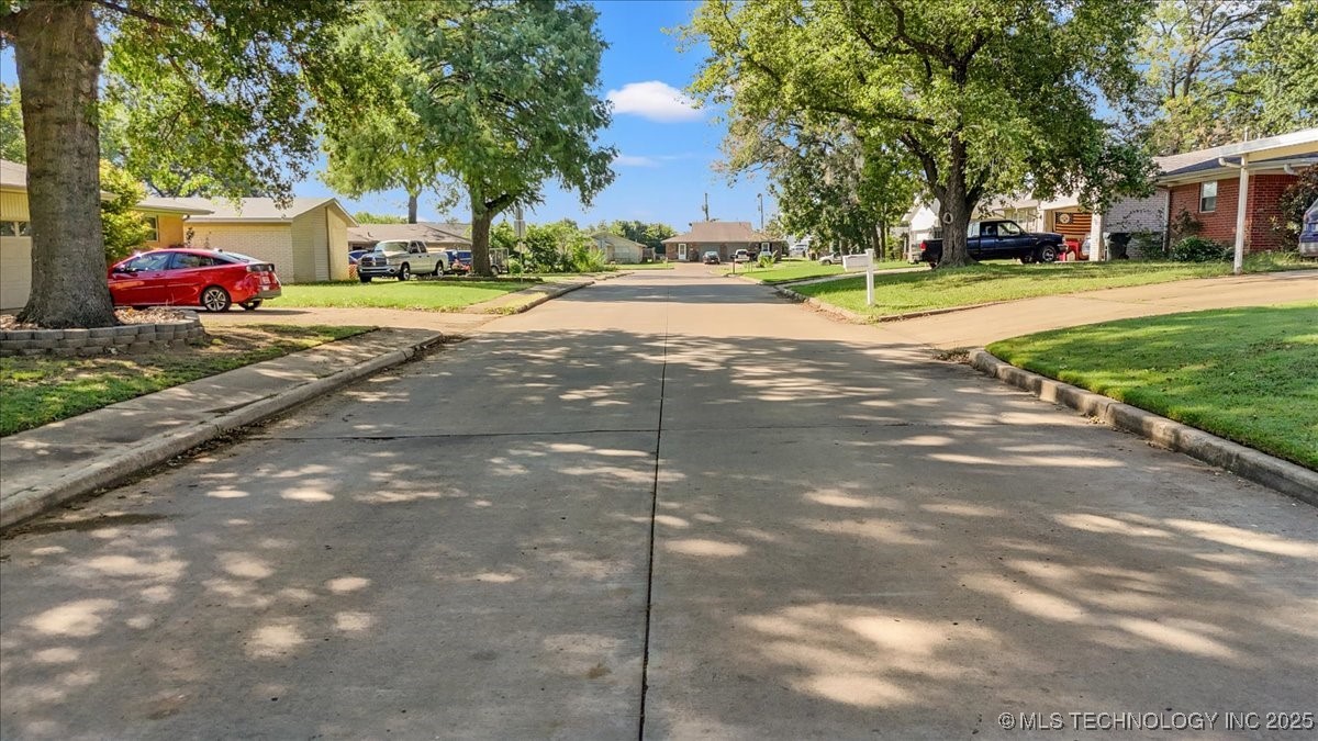 208 N Chambers Trail Property Photo 37