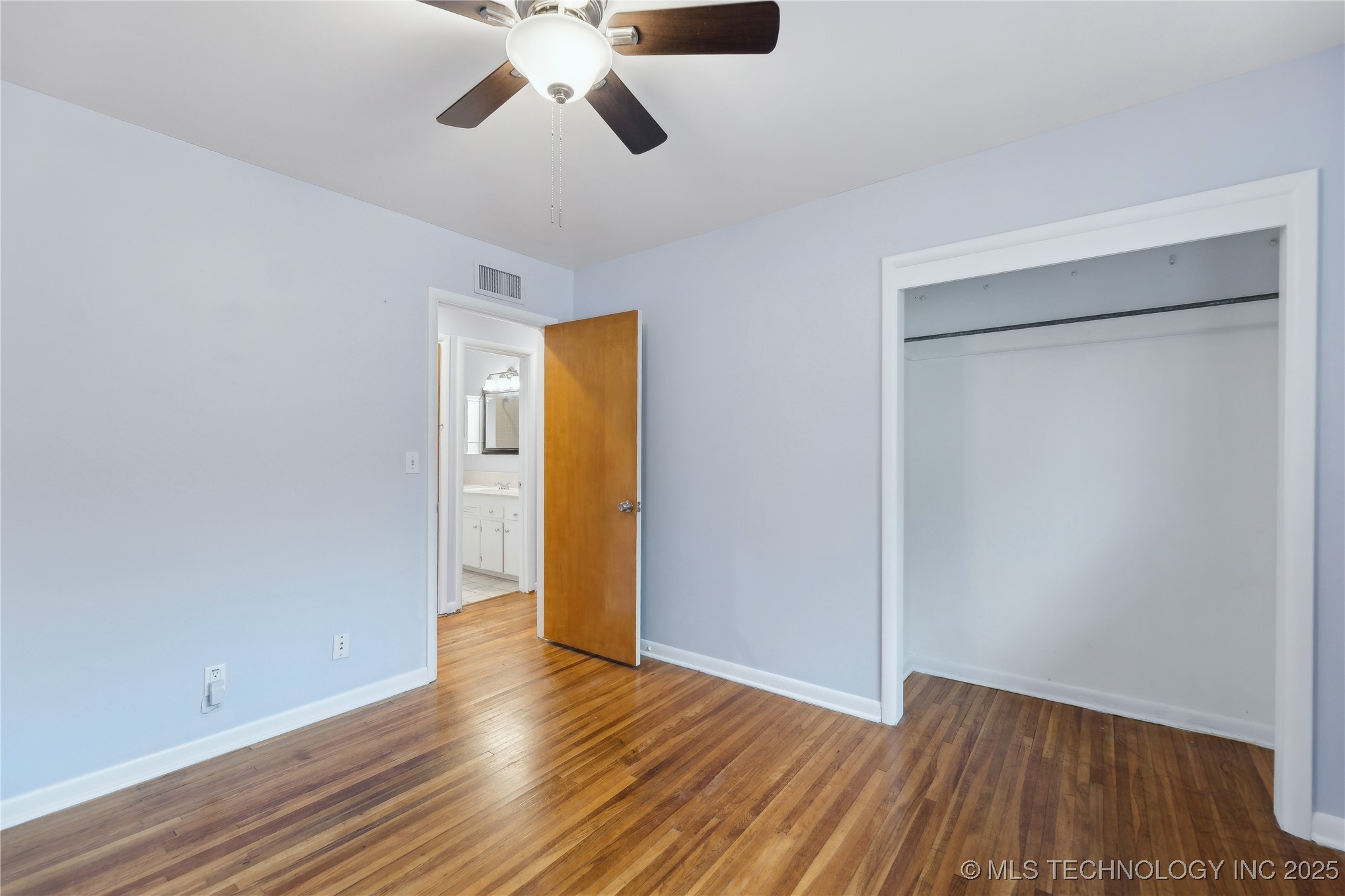 5734 E 24th Place Property Photo 24