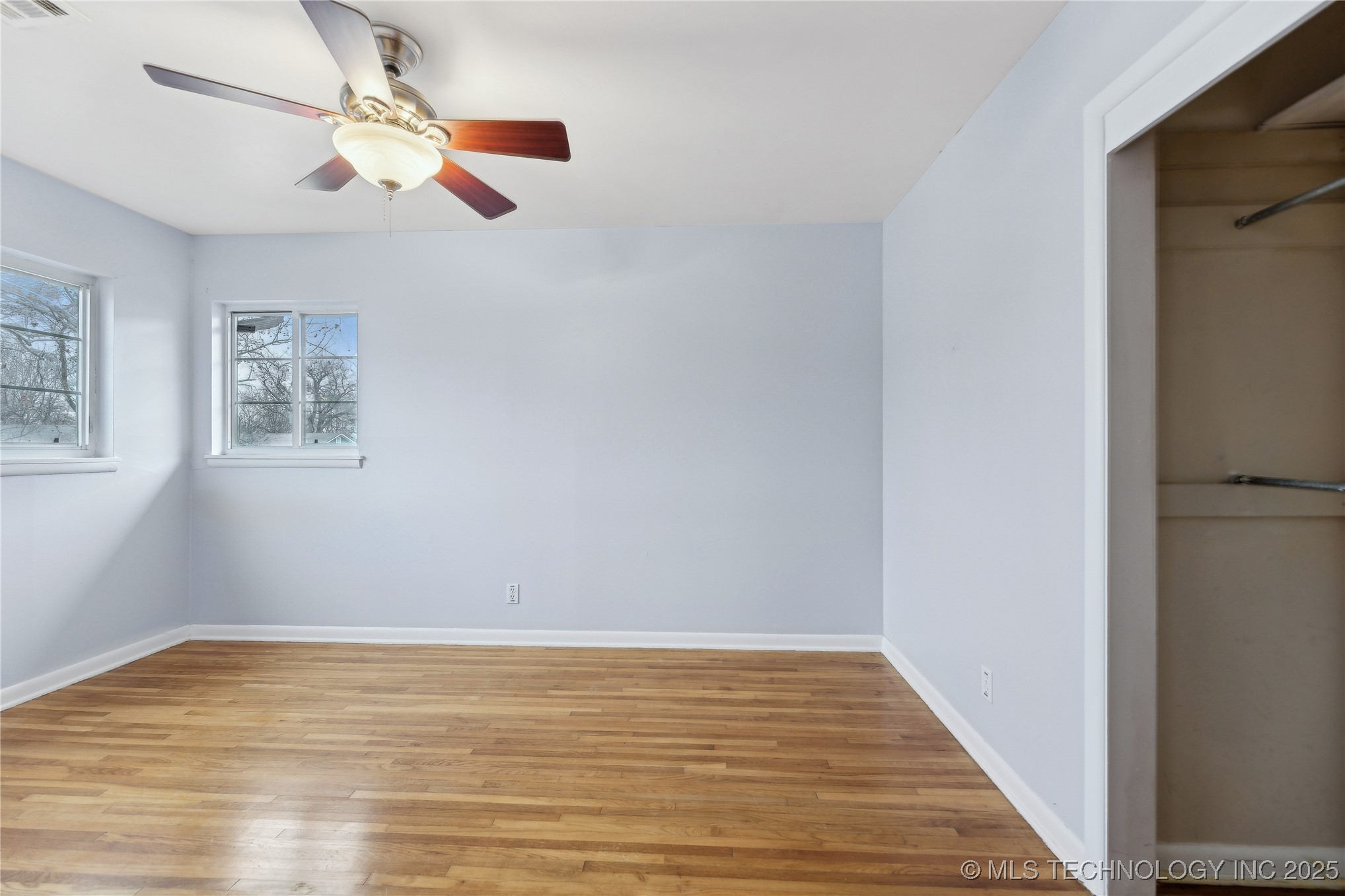 5734 E 24th Place Property Photo 28