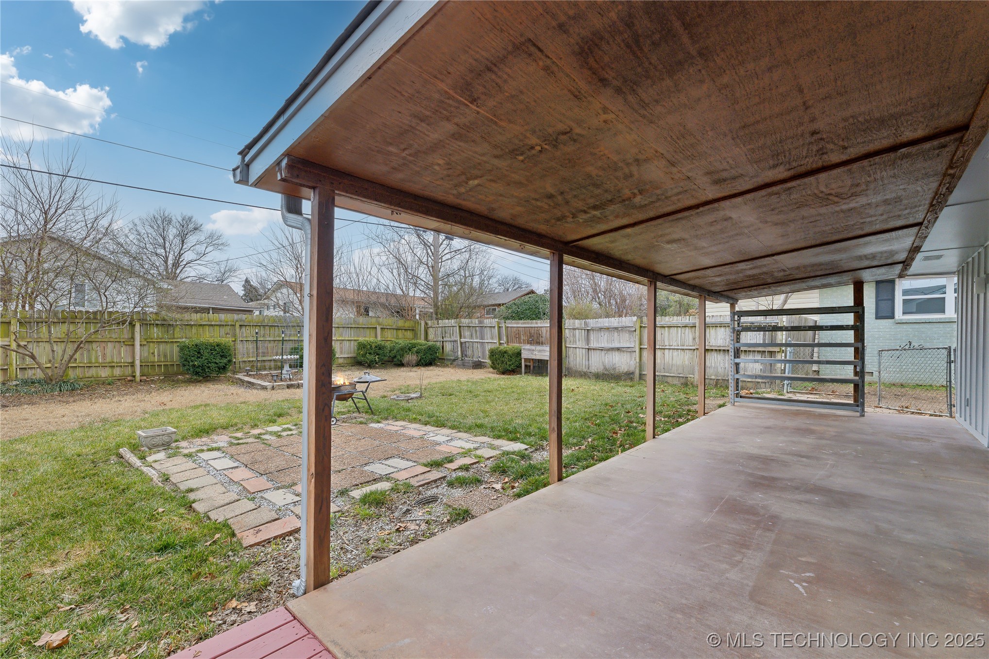 5734 E 24th Place Property Photo 35