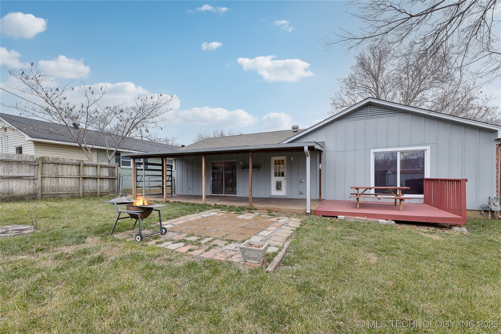 5734 E 24th Place Property Photo 37