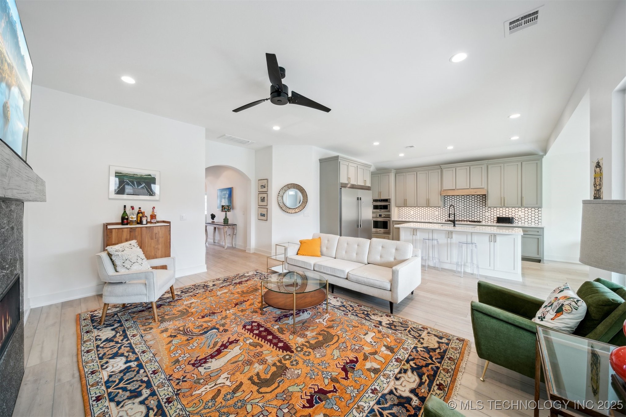 1114 W 86th Street S Property Photo 30