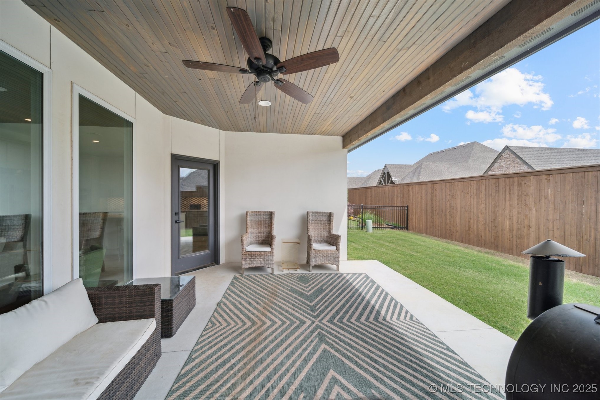 1114 W 86th Street S Property Photo 43