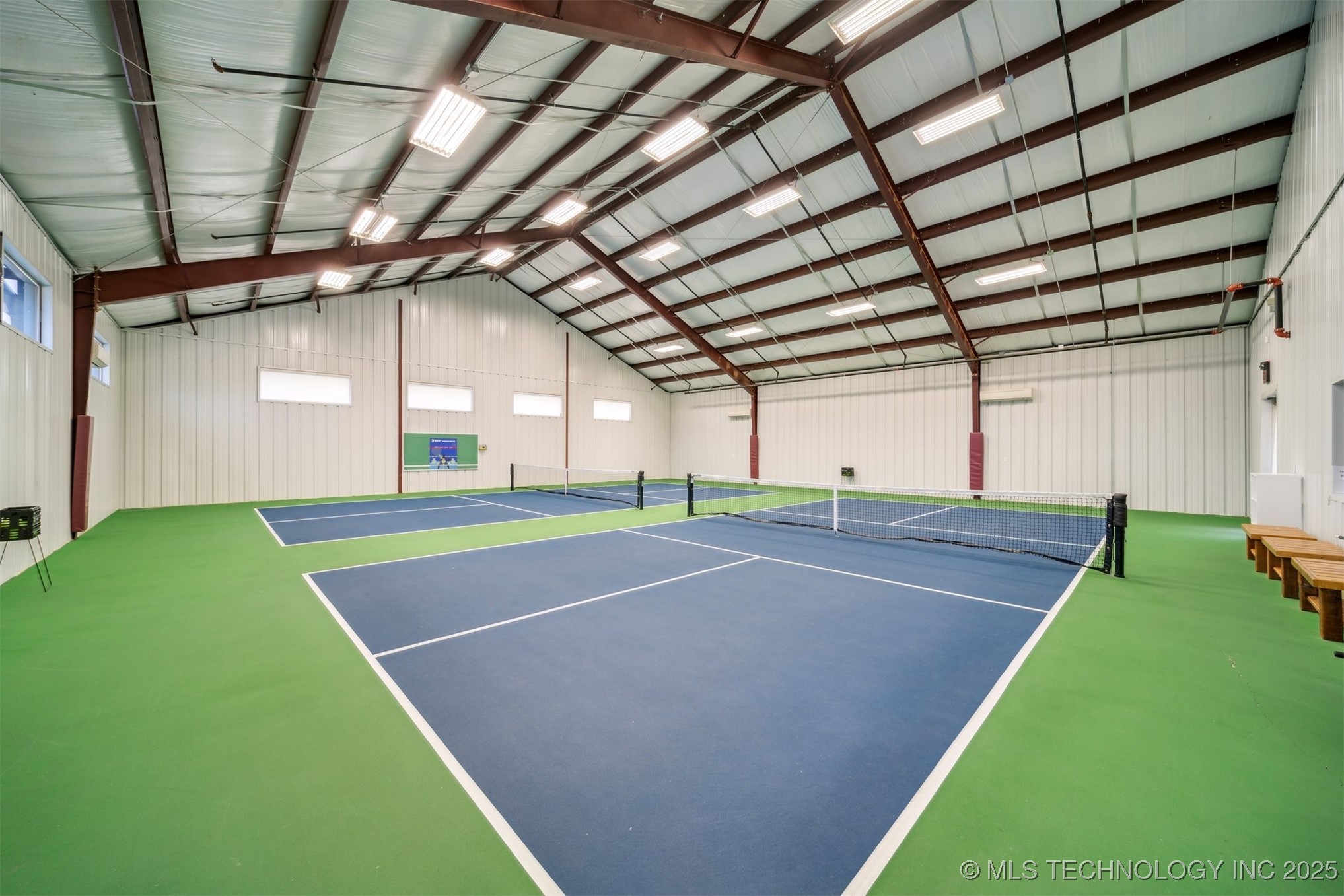 1114 W 86th Street S Property Photo 49