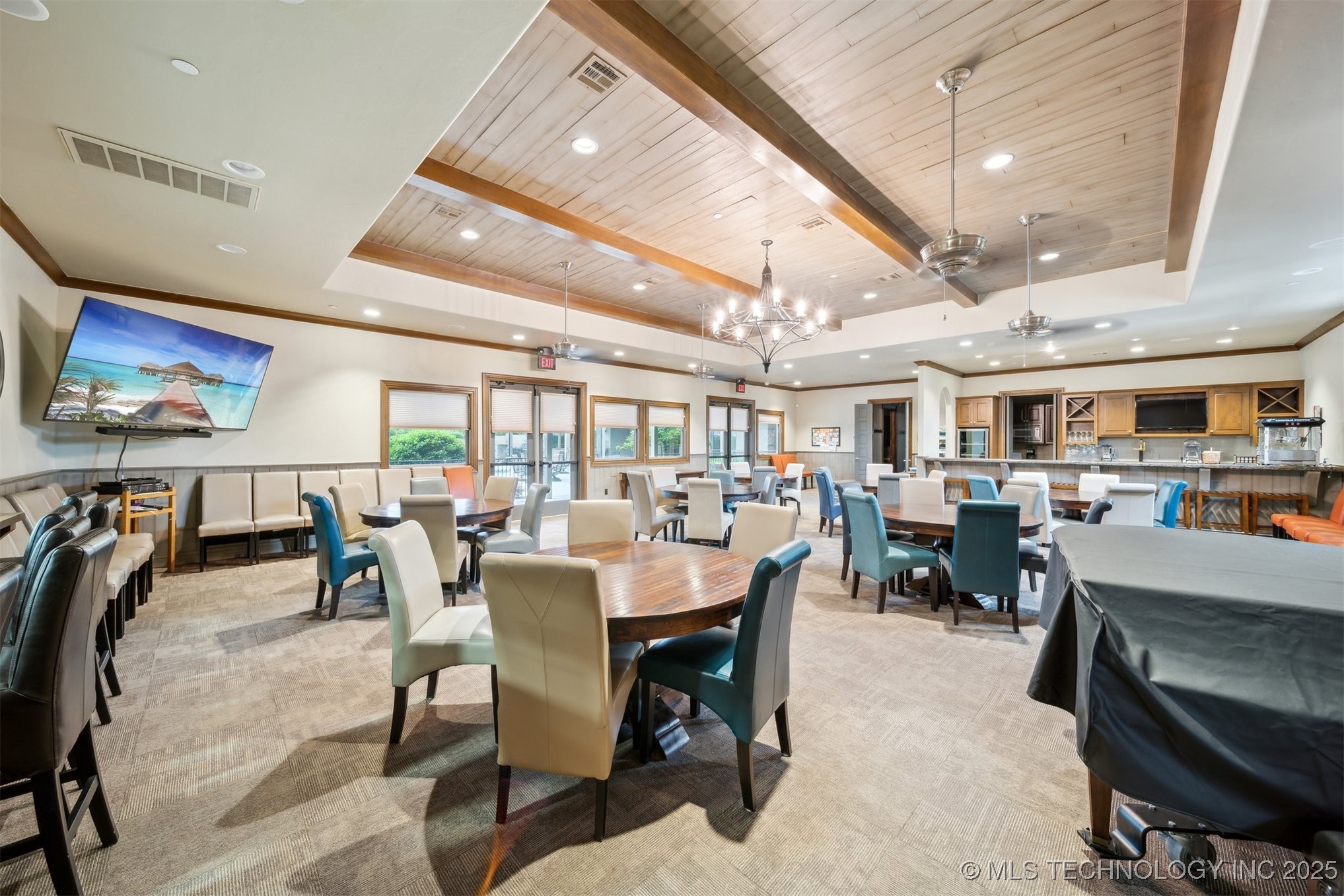 1114 W 86th Street S Property Photo 50