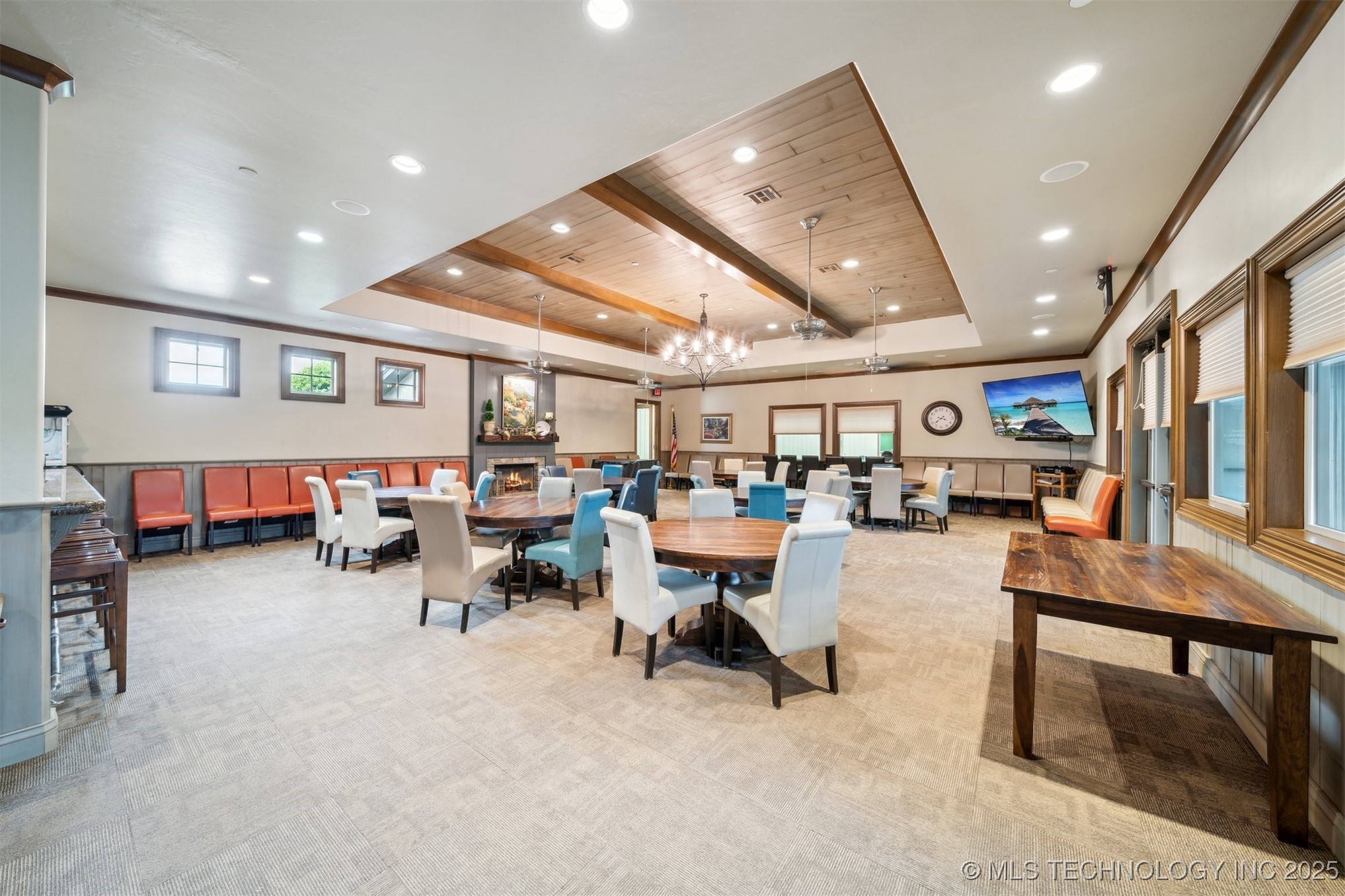 1114 W 86th Street S Property Photo 51