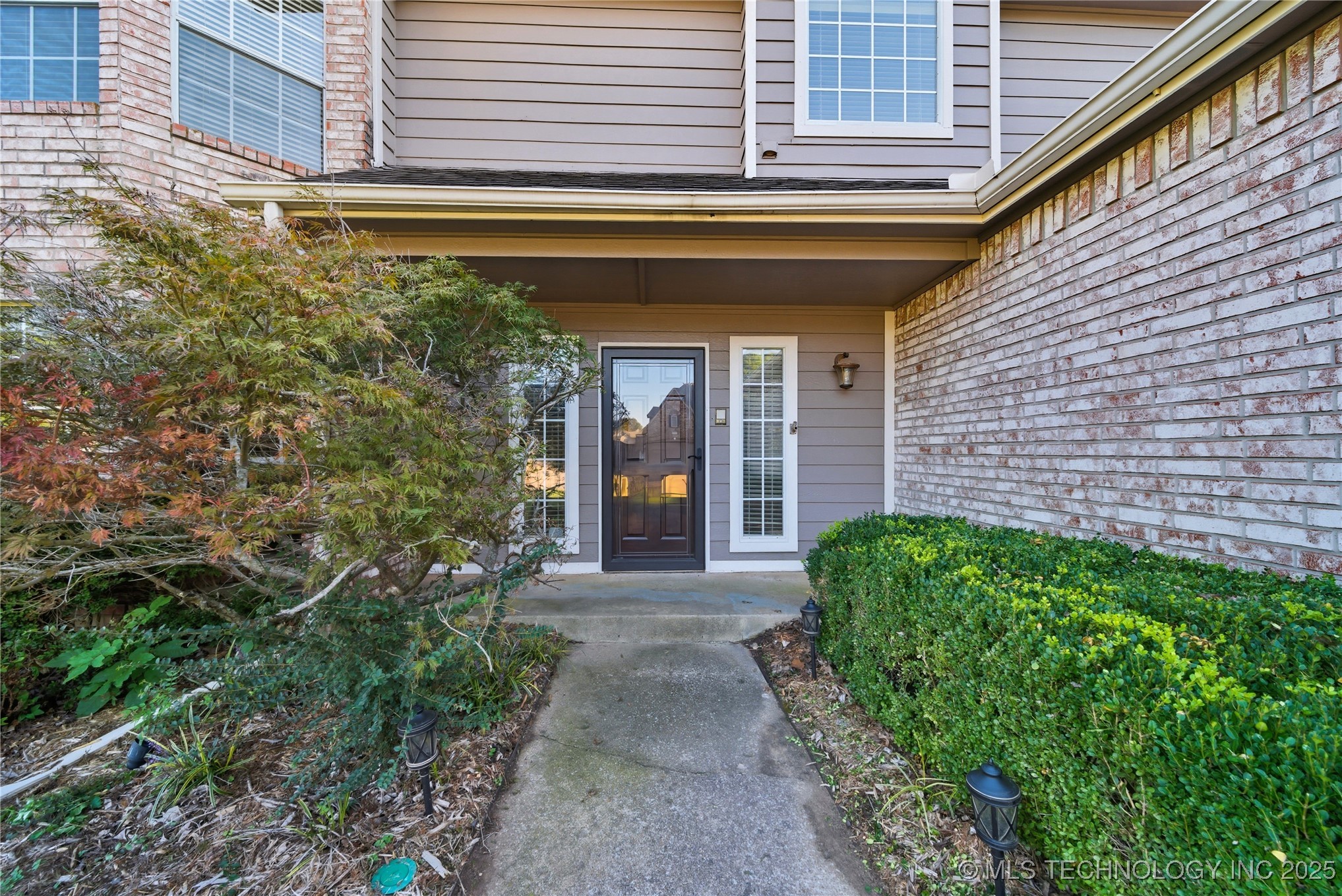 411 W Union Place Property Photo 6