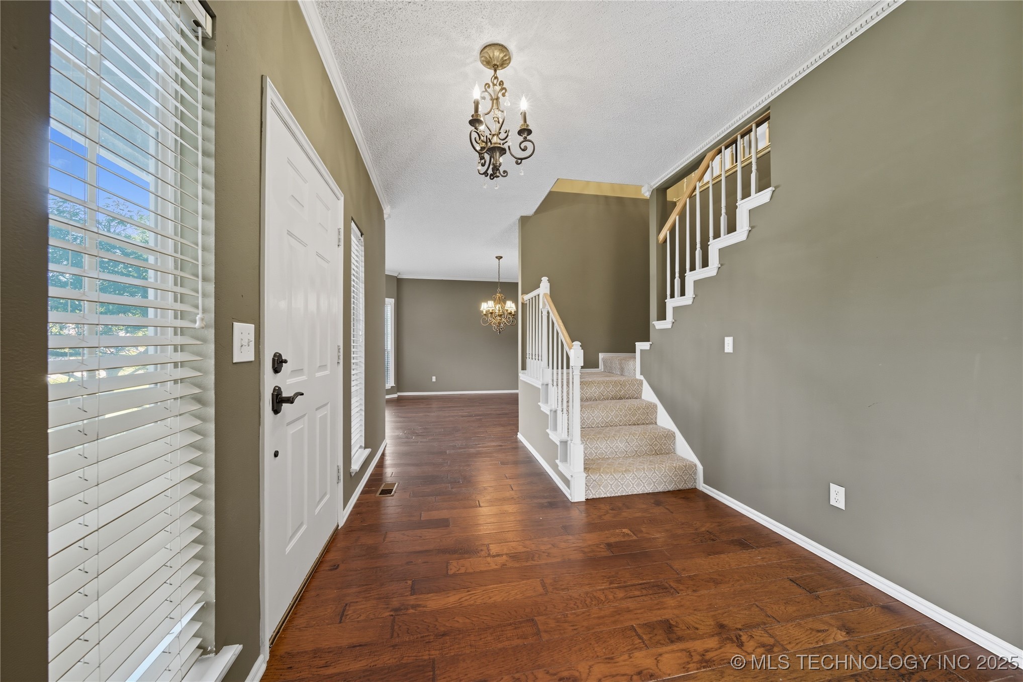 411 W Union Place Property Photo 8