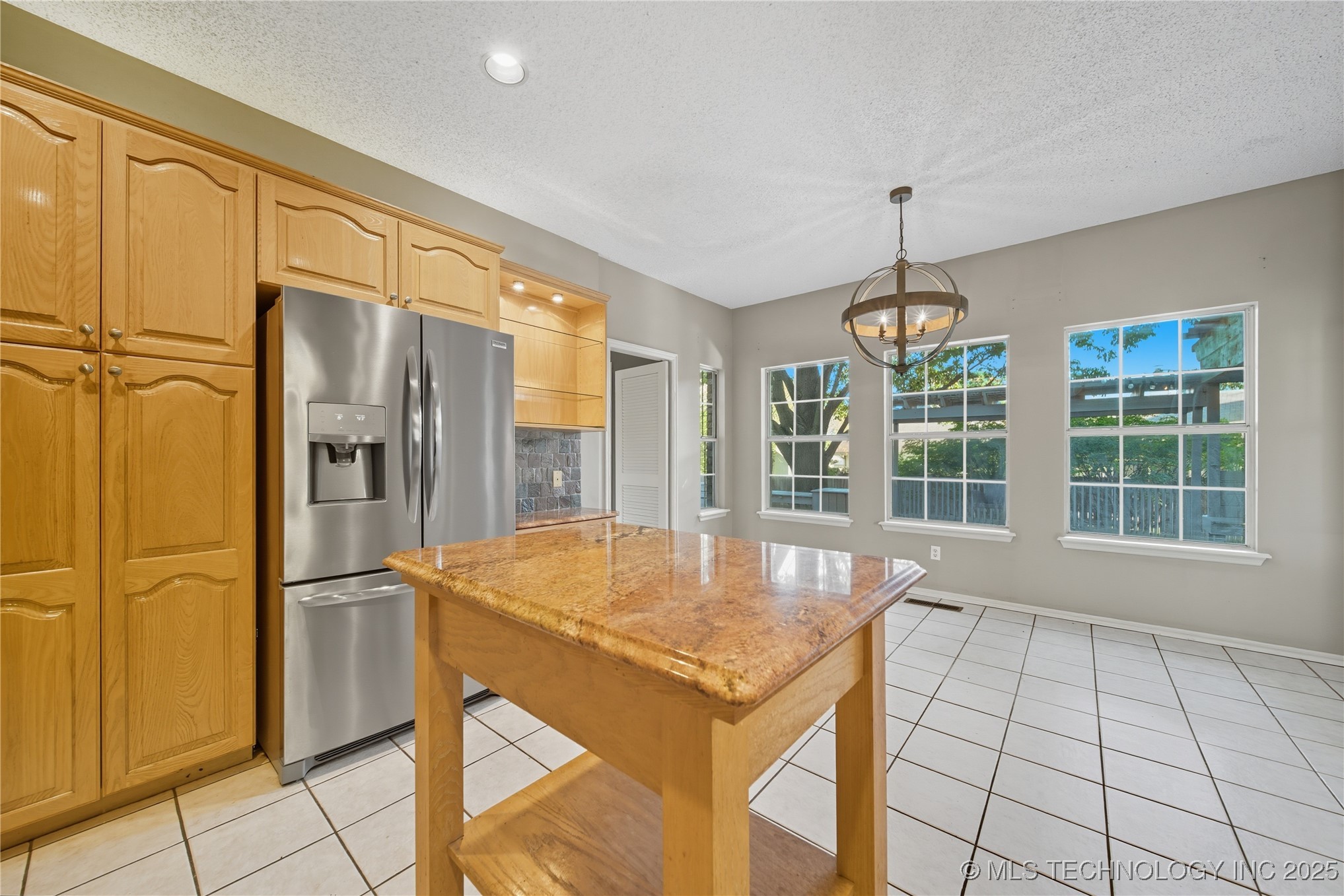 411 W Union Place Property Photo 16