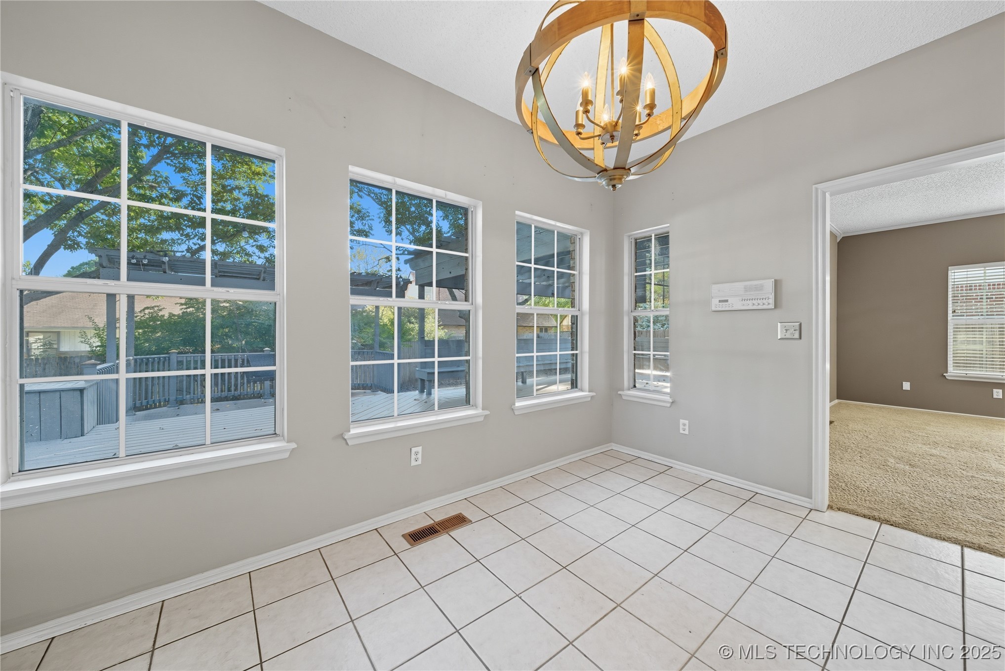 411 W Union Place Property Photo 17