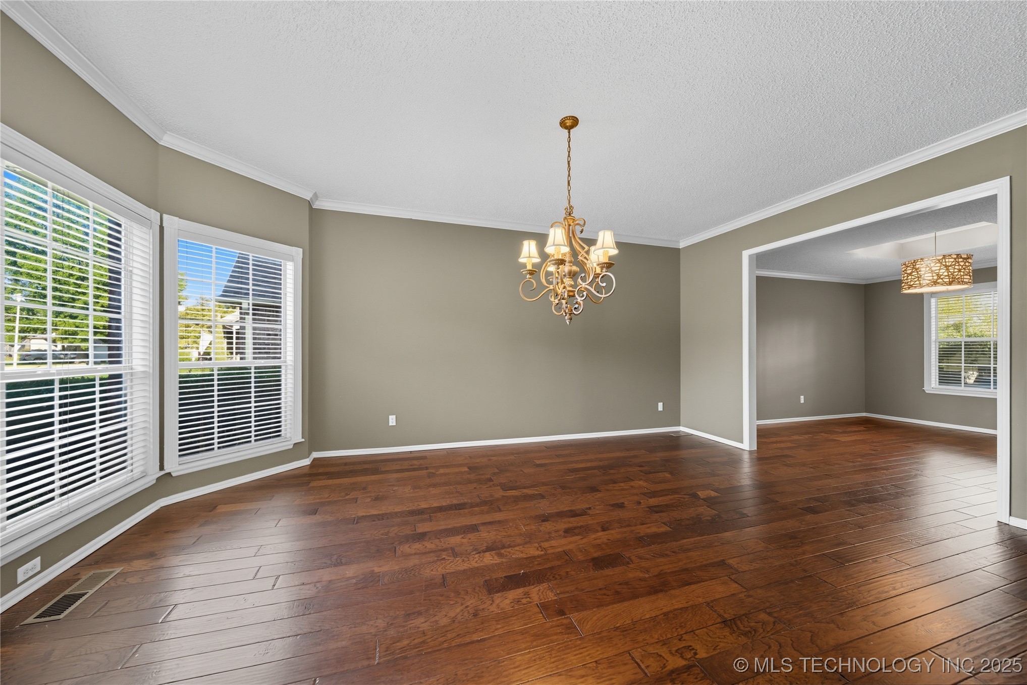 411 W Union Place Property Photo 19