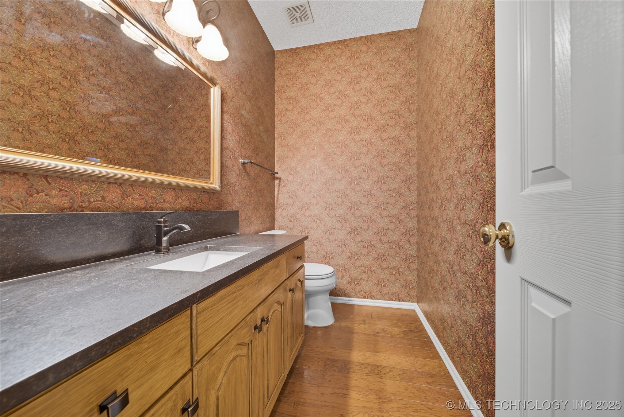 411 W Union Place Property Photo 22