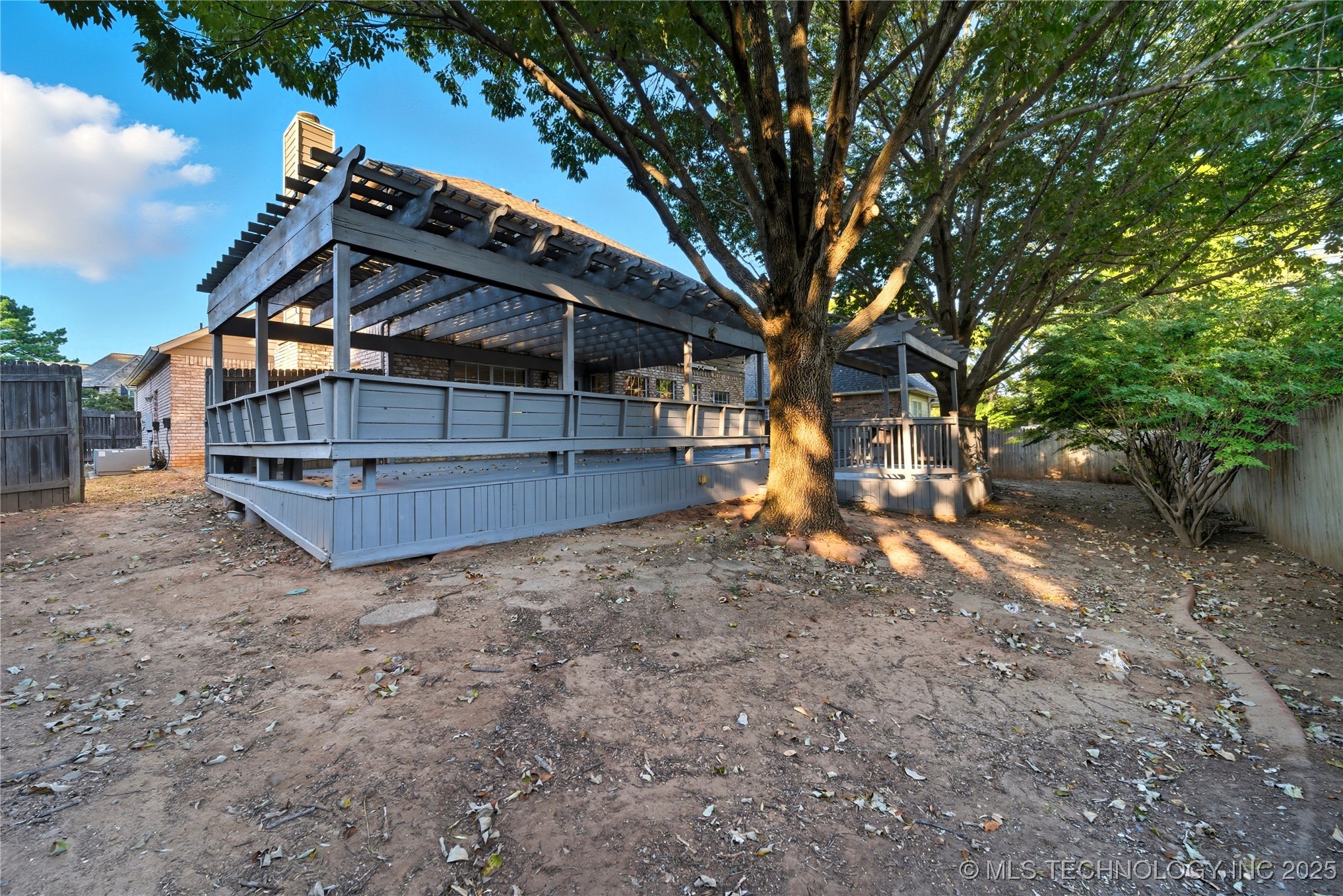 411 W Union Place Property Photo 41