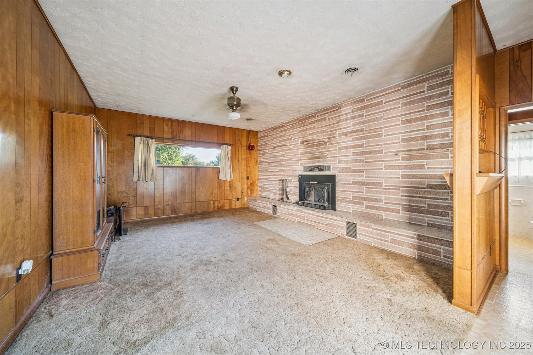 422 N Foreman Street Property Photo 10